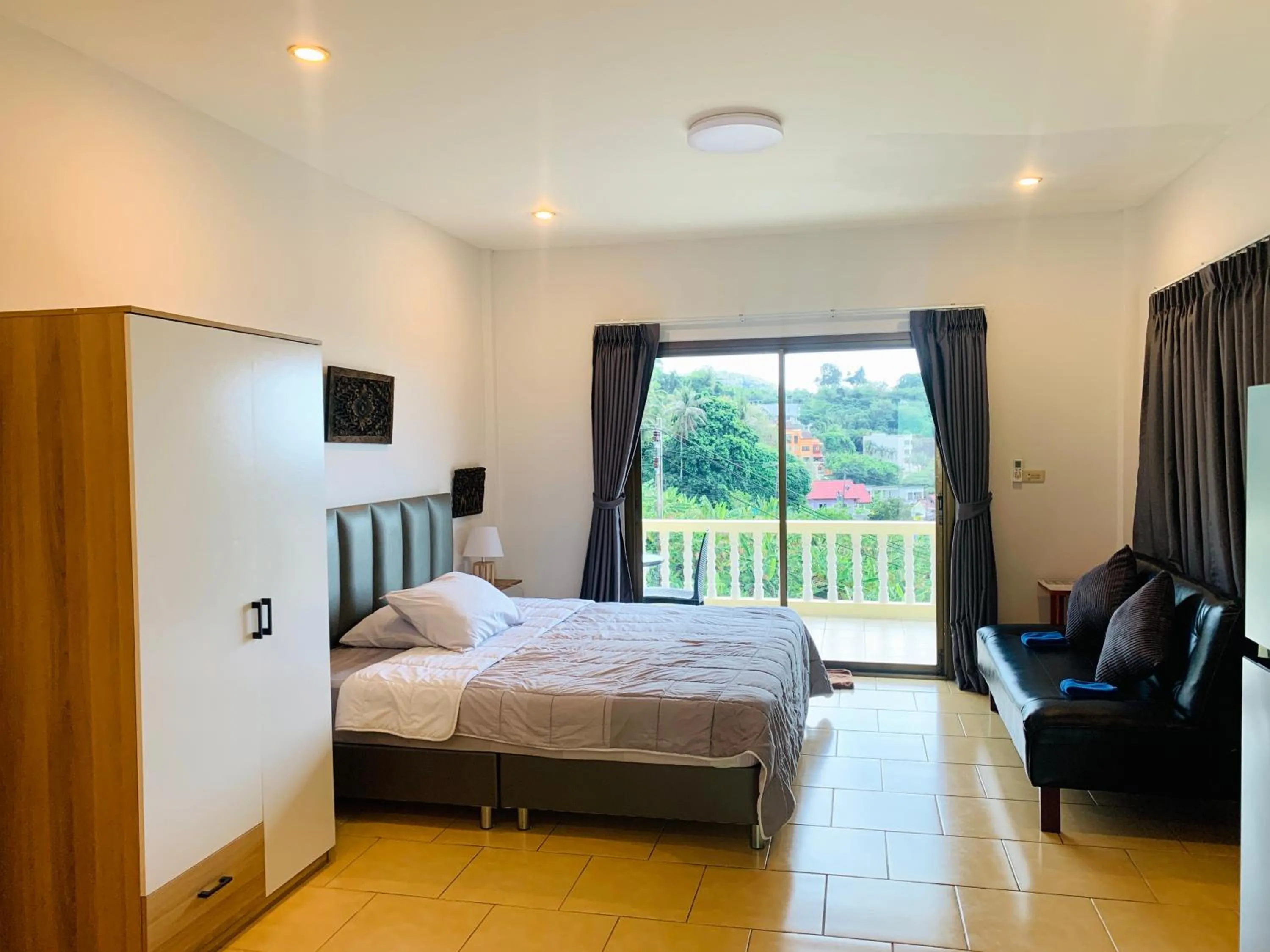 Photo of the whole room, Bed in Scan House Apartment