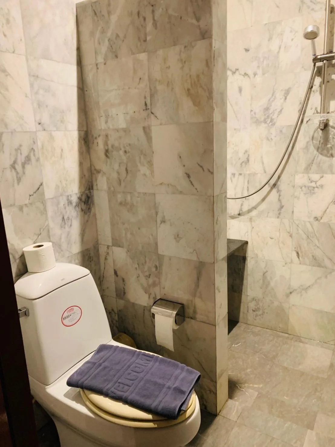 Bathroom in Scan House Apartment