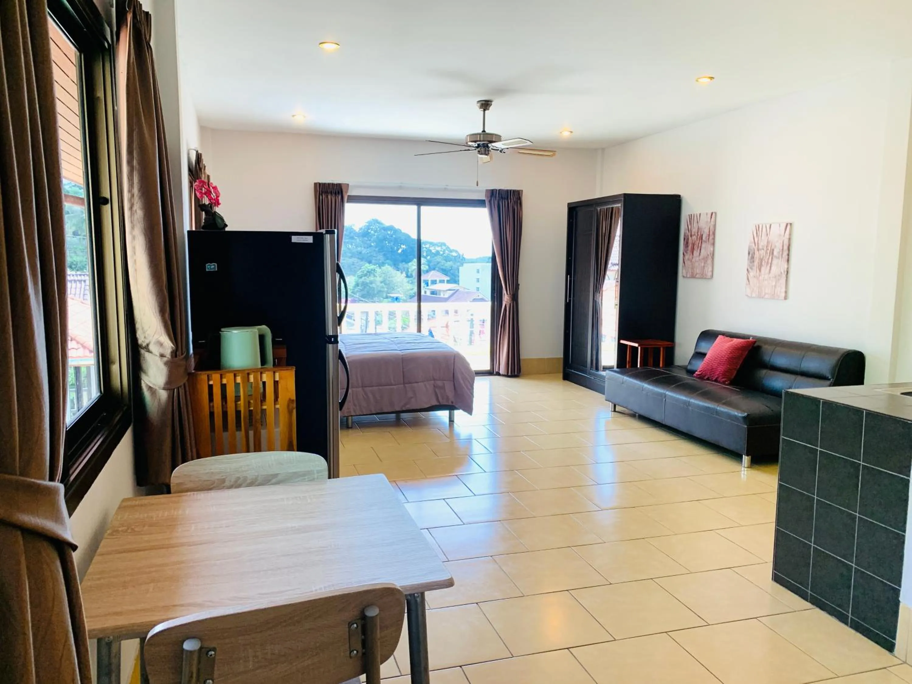 Photo of the whole room in Scan House Apartment