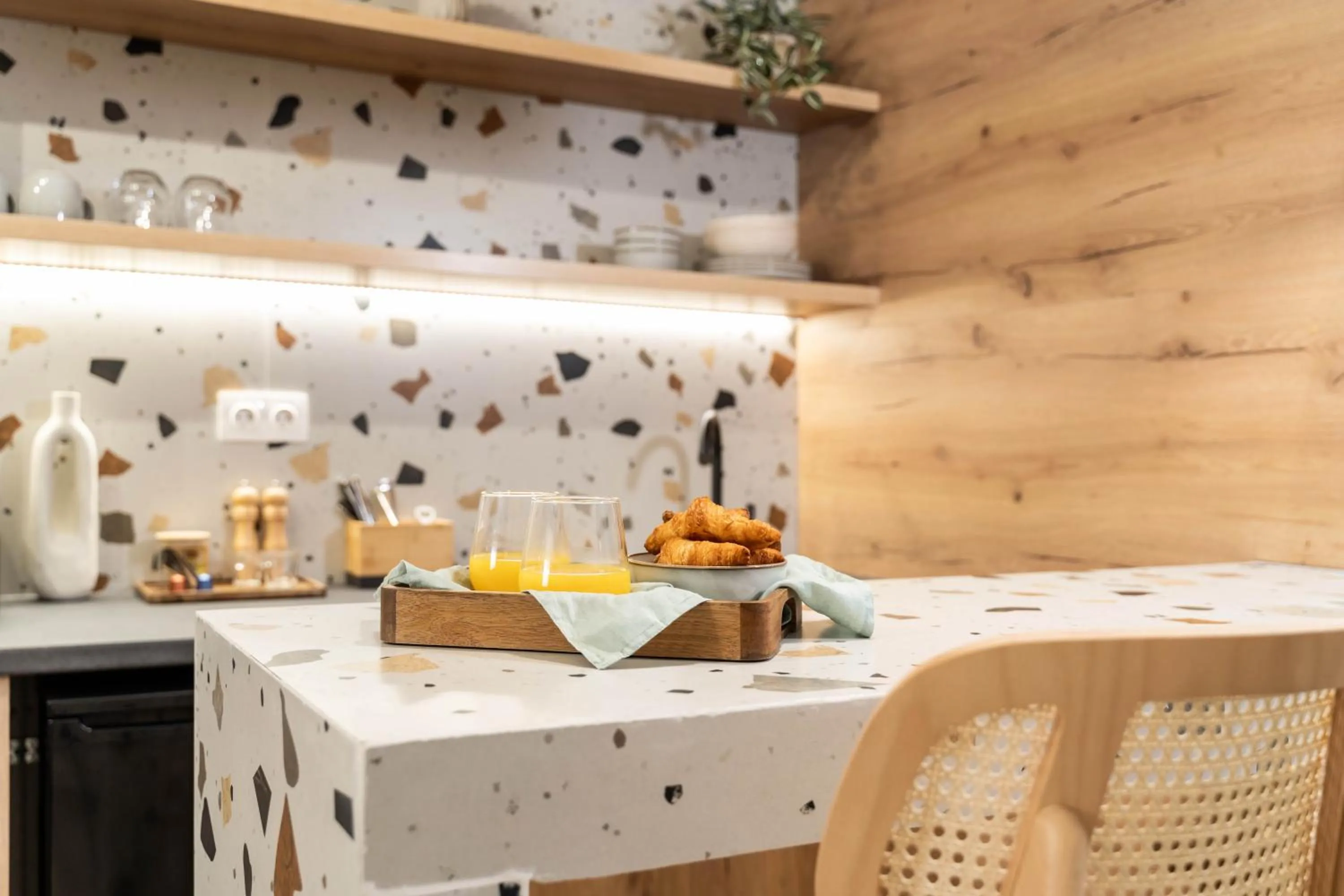 Kitchen or kitchenette in KOYO Athens