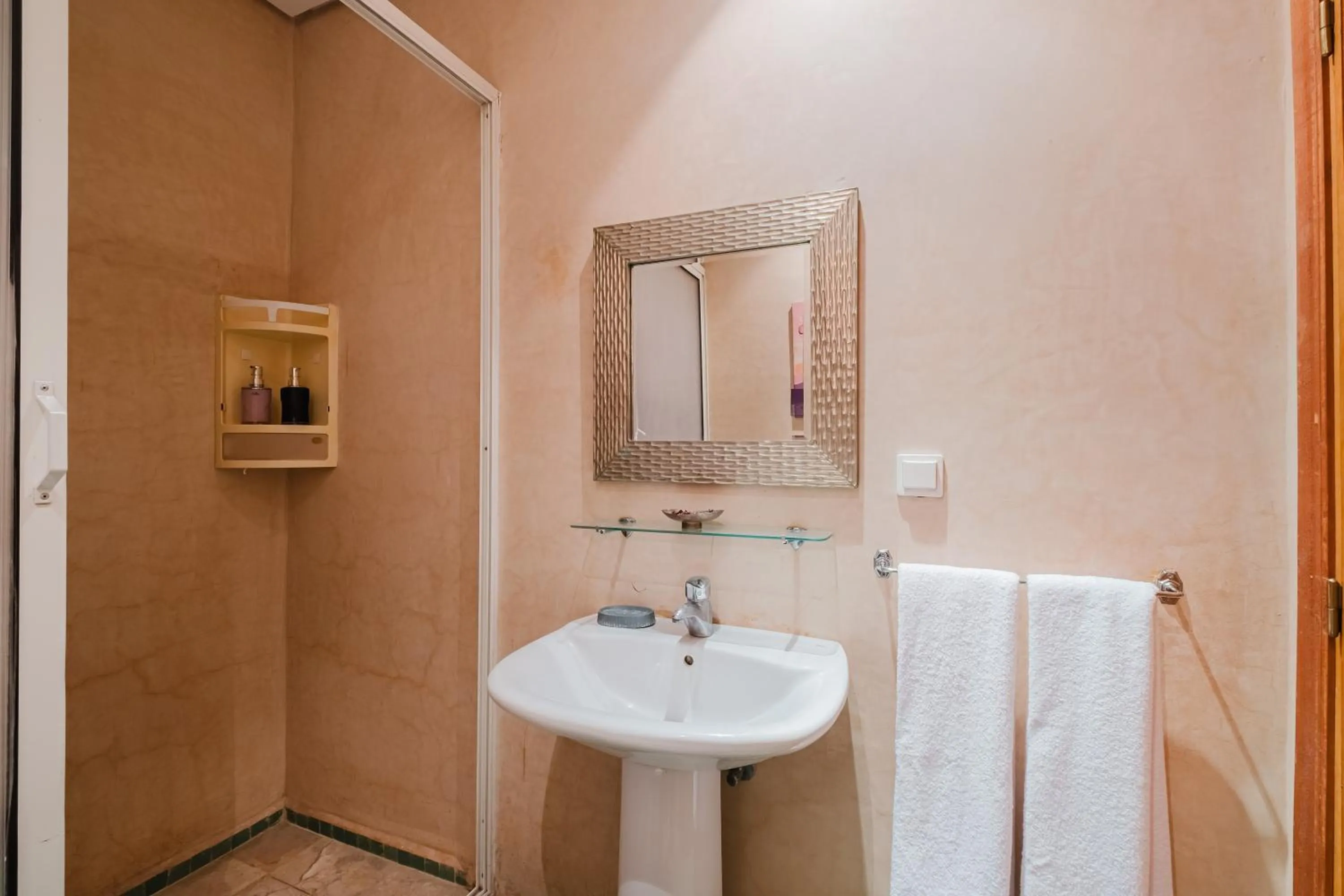 Bathroom in Amoud Apartments - Stylish Comfort at Residence Dyar Al Kheir