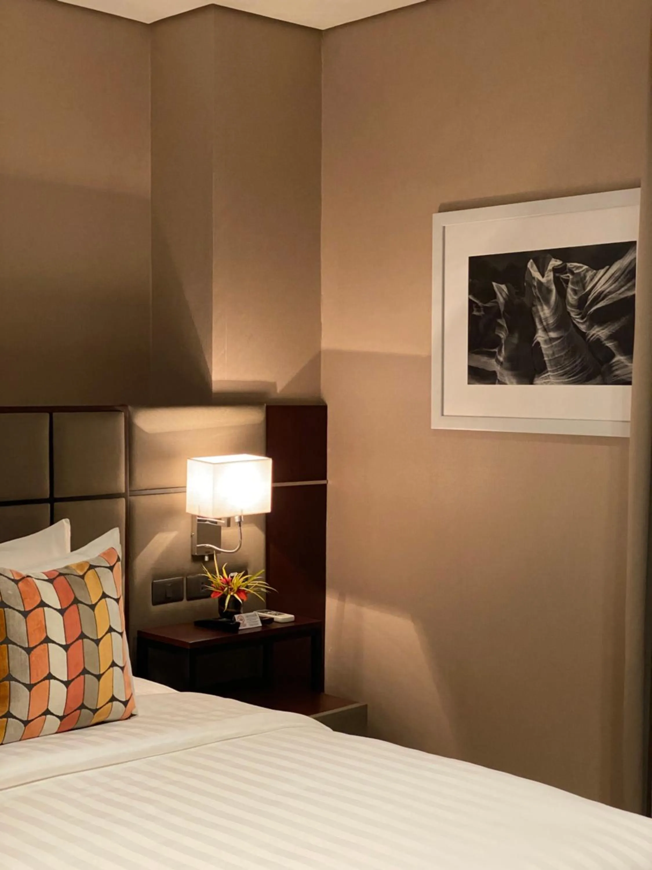 Bed in The Plaza Garden Hotel and Residences