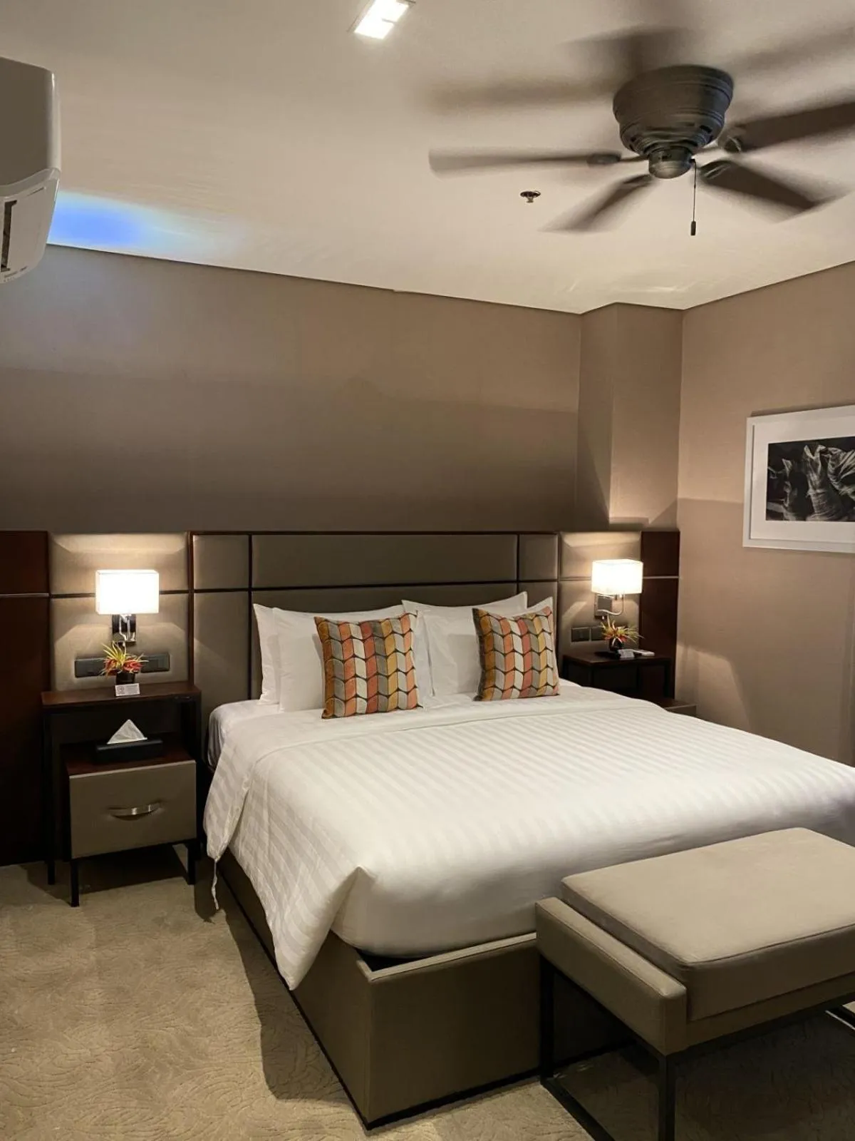 Bed in The Plaza Garden Hotel and Residences