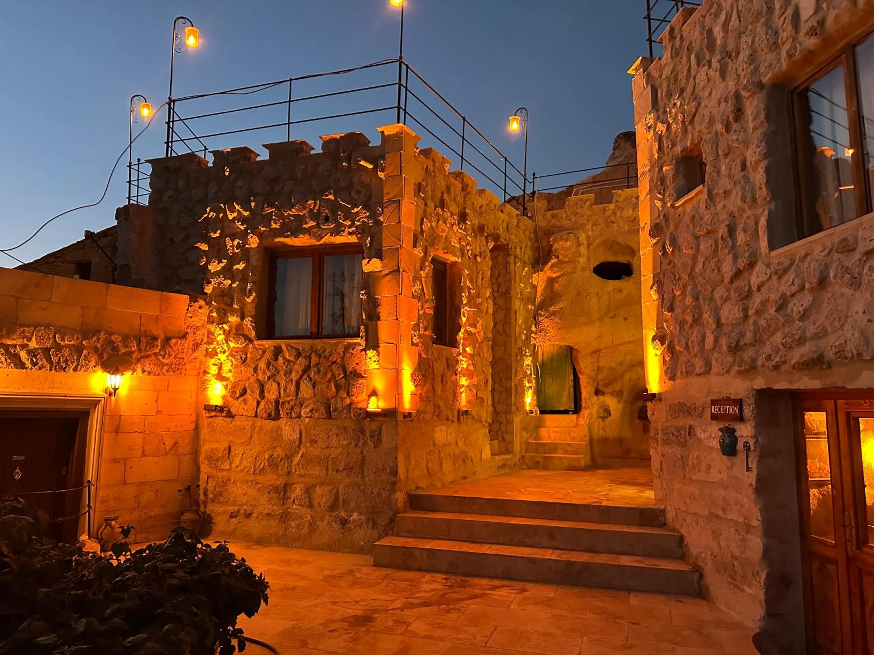 Property building in Kale House Nar