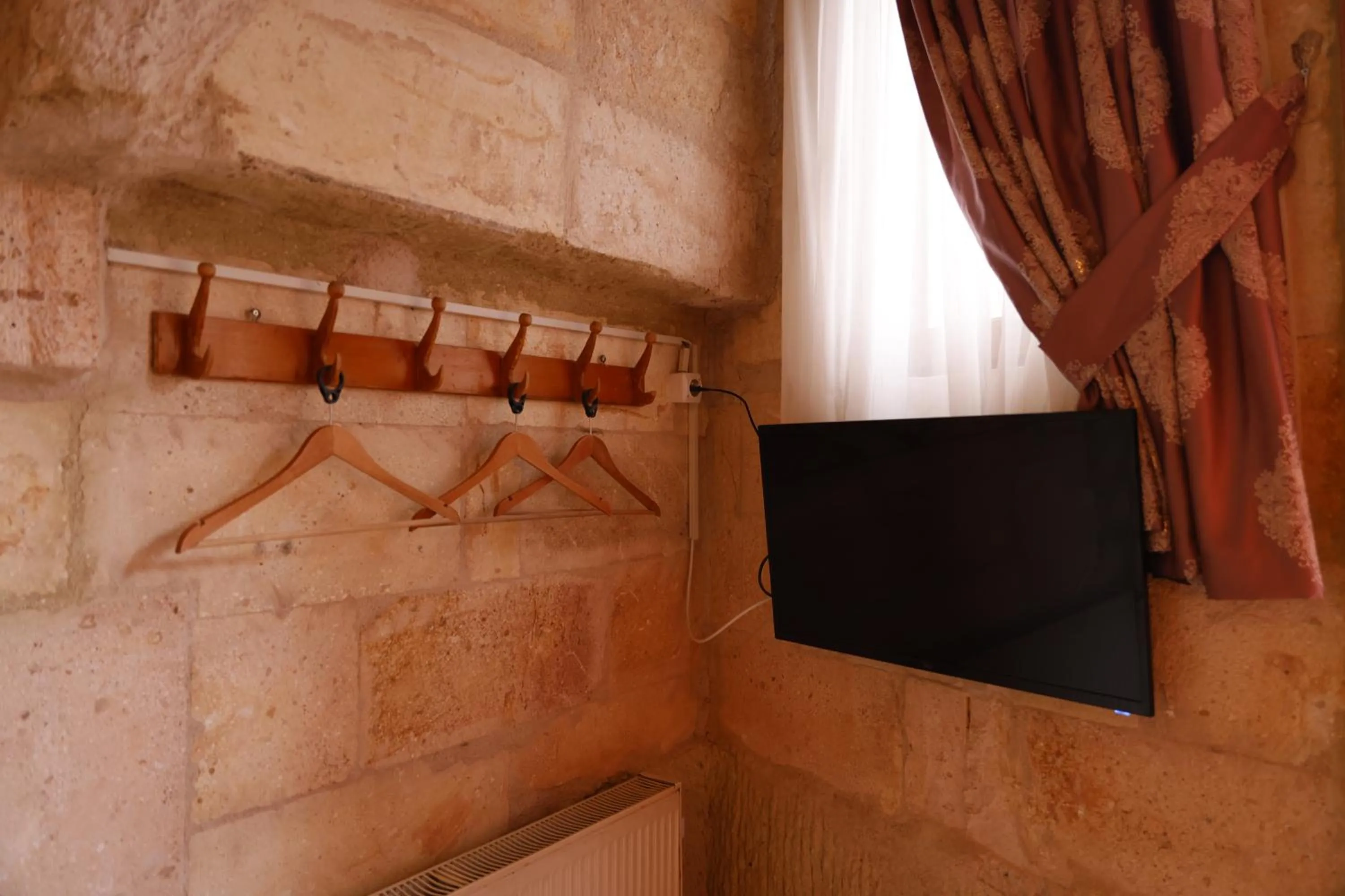 TV and multimedia in Kale House Nar