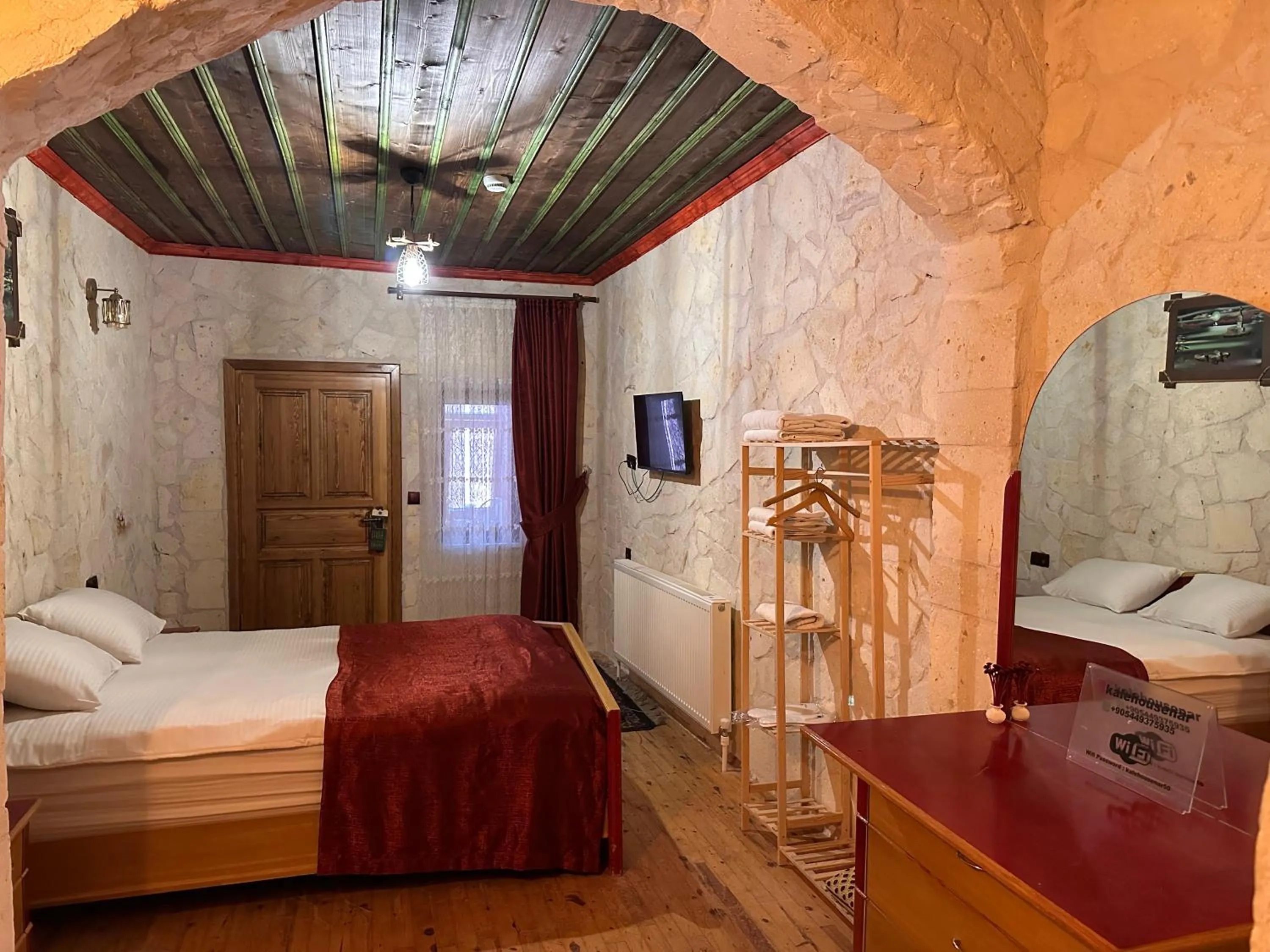 TV and multimedia, Bed in Kale House Nar