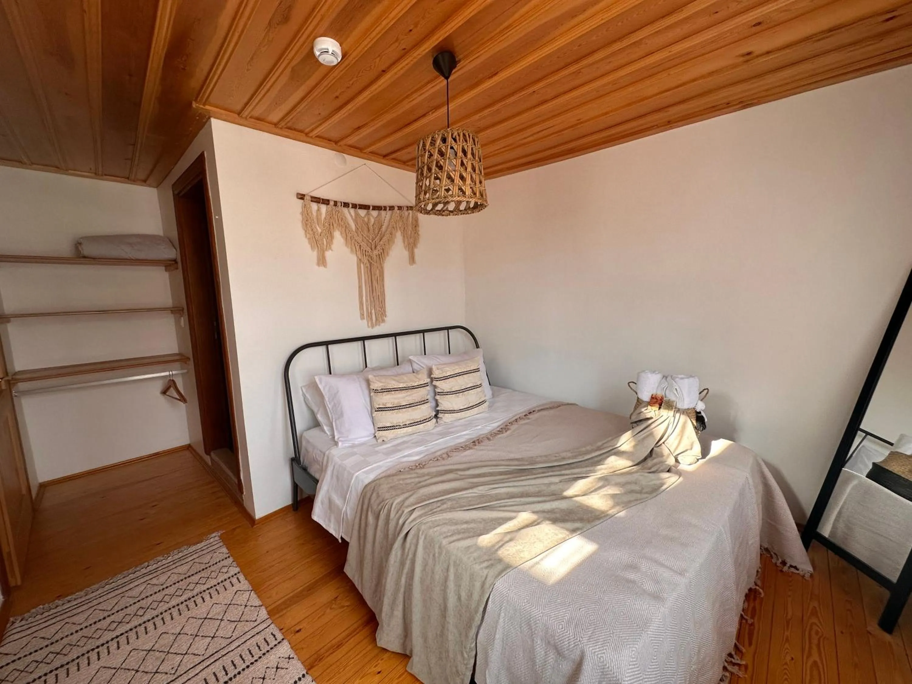 Property building, Bed in Hanole Guest House