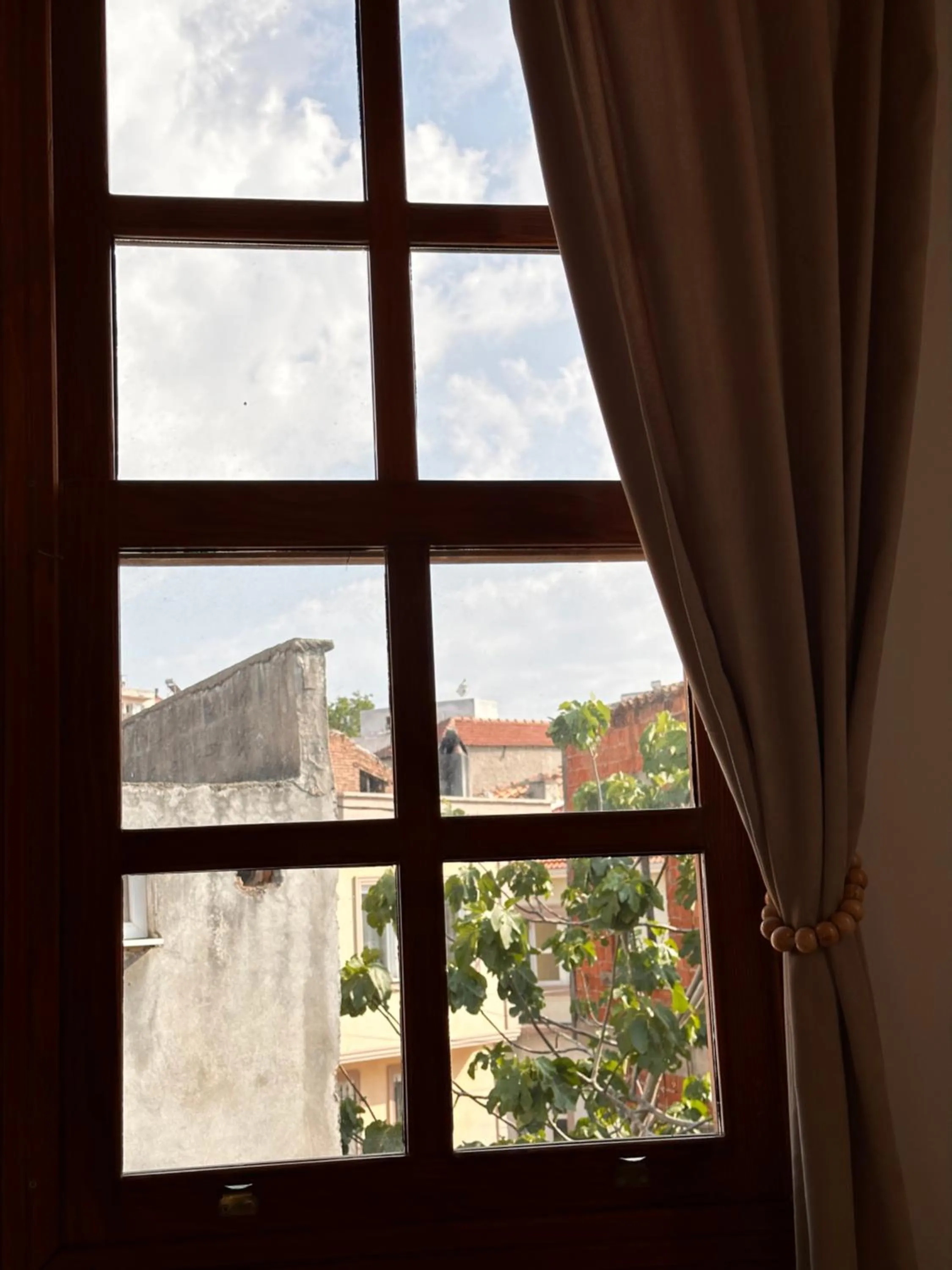 Day in Hanole Guest House