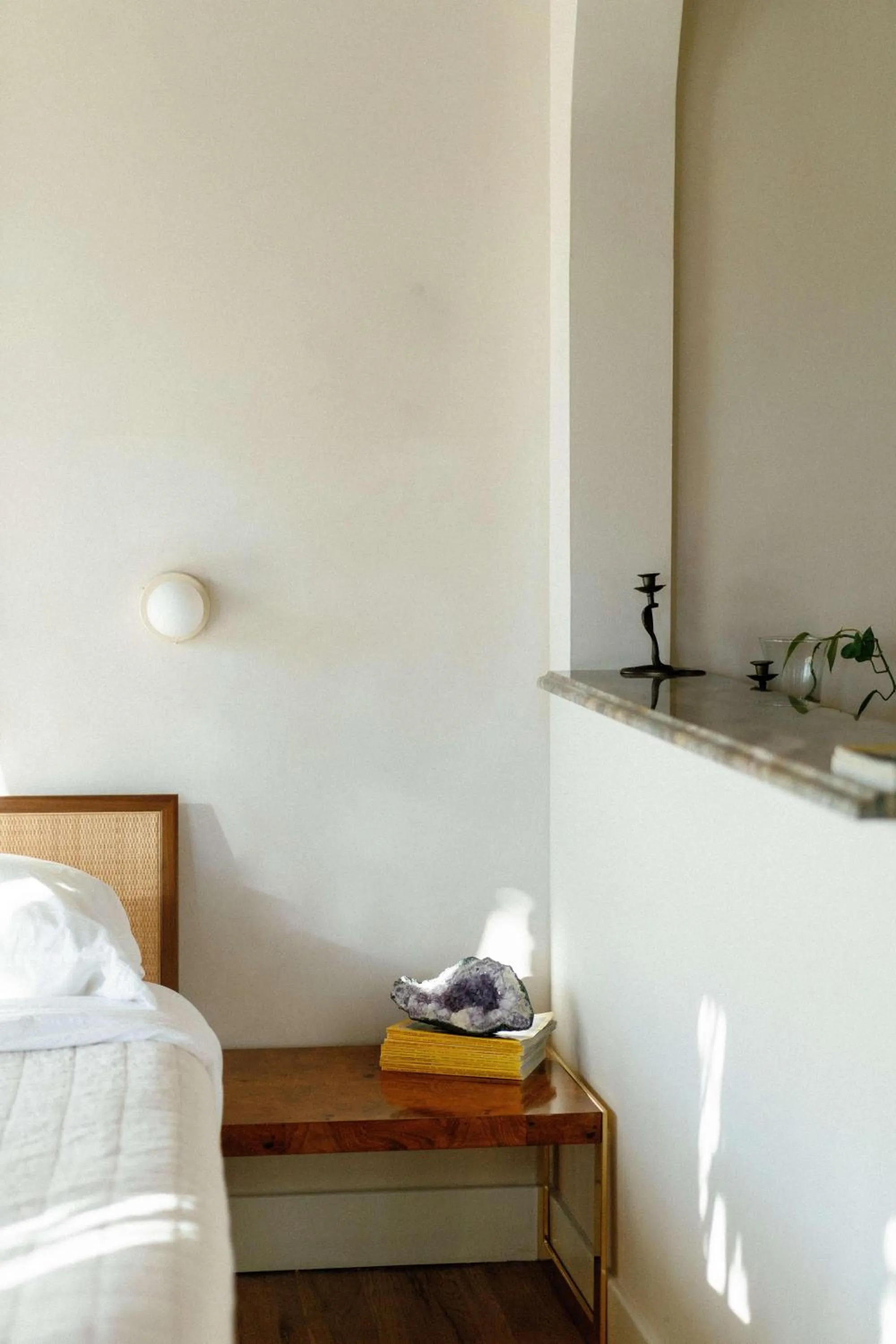 Bed in Hotel No-Vacancy