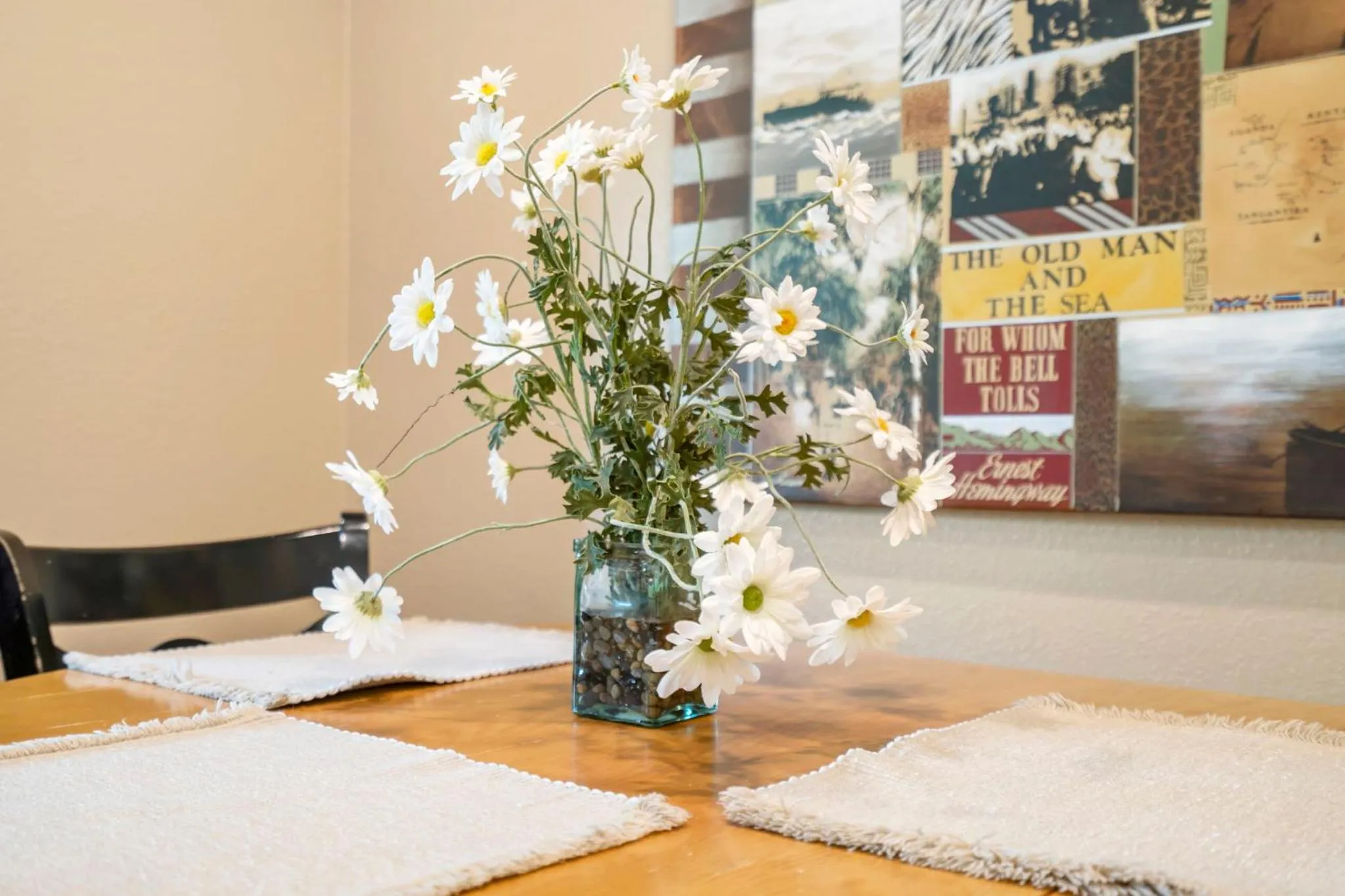 Decorative detail in StoneBridge Village Resort