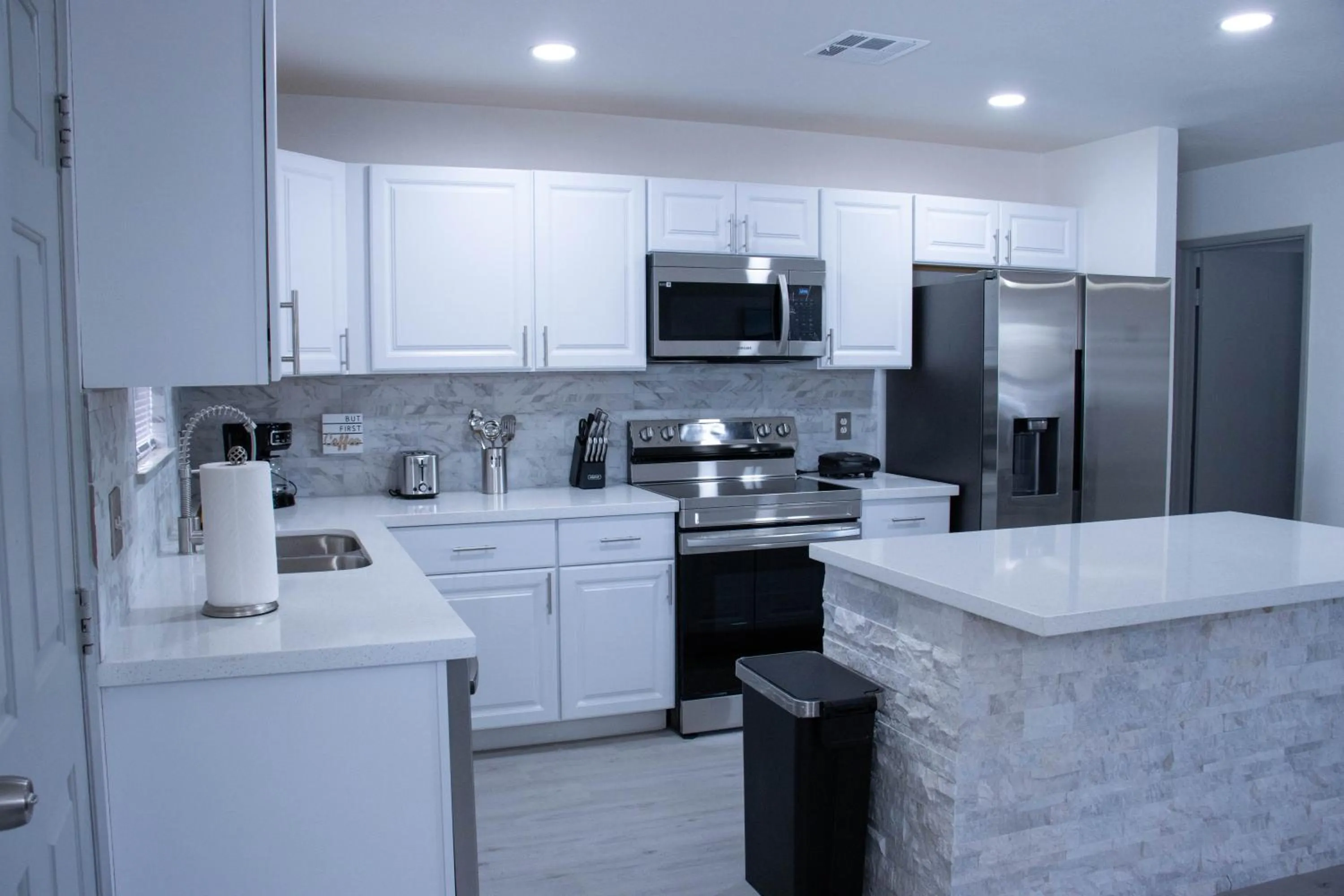 Kitchen or kitchenette in House in Las Vegas