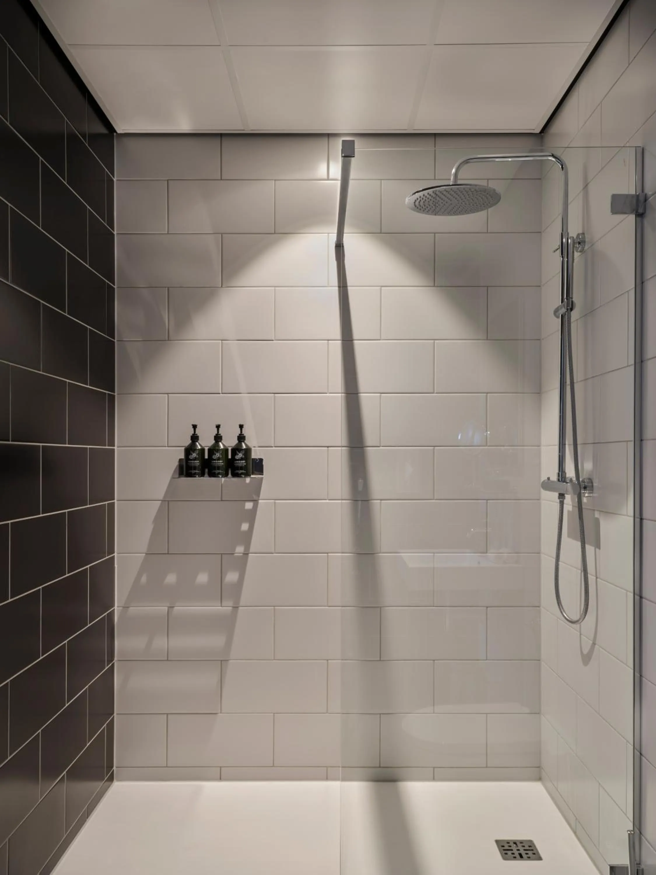 Bathroom in Park Centraal Den Haag, part of Sircle Collection