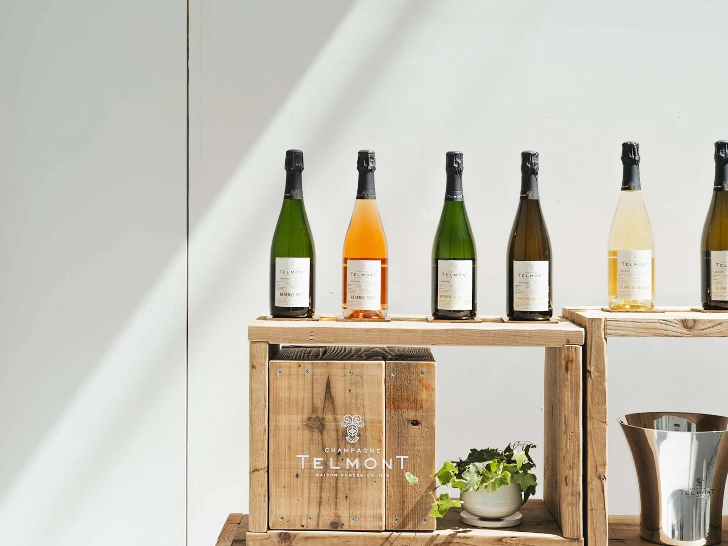 Area and facilities in CUVEE J2 HOTEL OSAKA by Onko Chishin