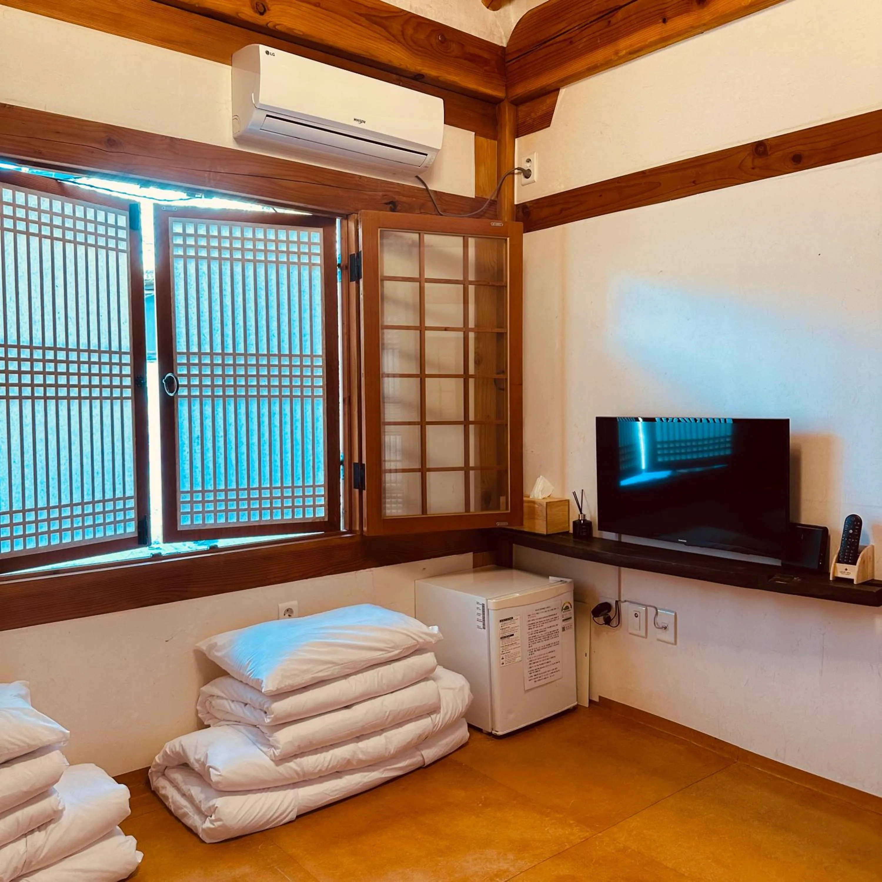 Bedroom in Jeonju Hanok village Deoksugung