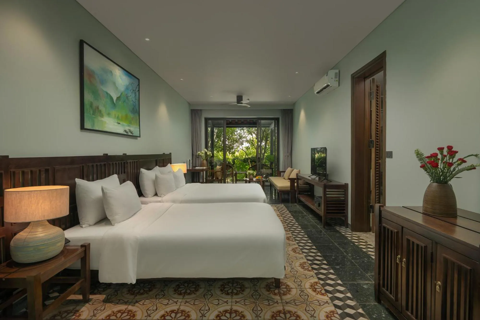 Bed in Coco Island Resort Ninh Binh