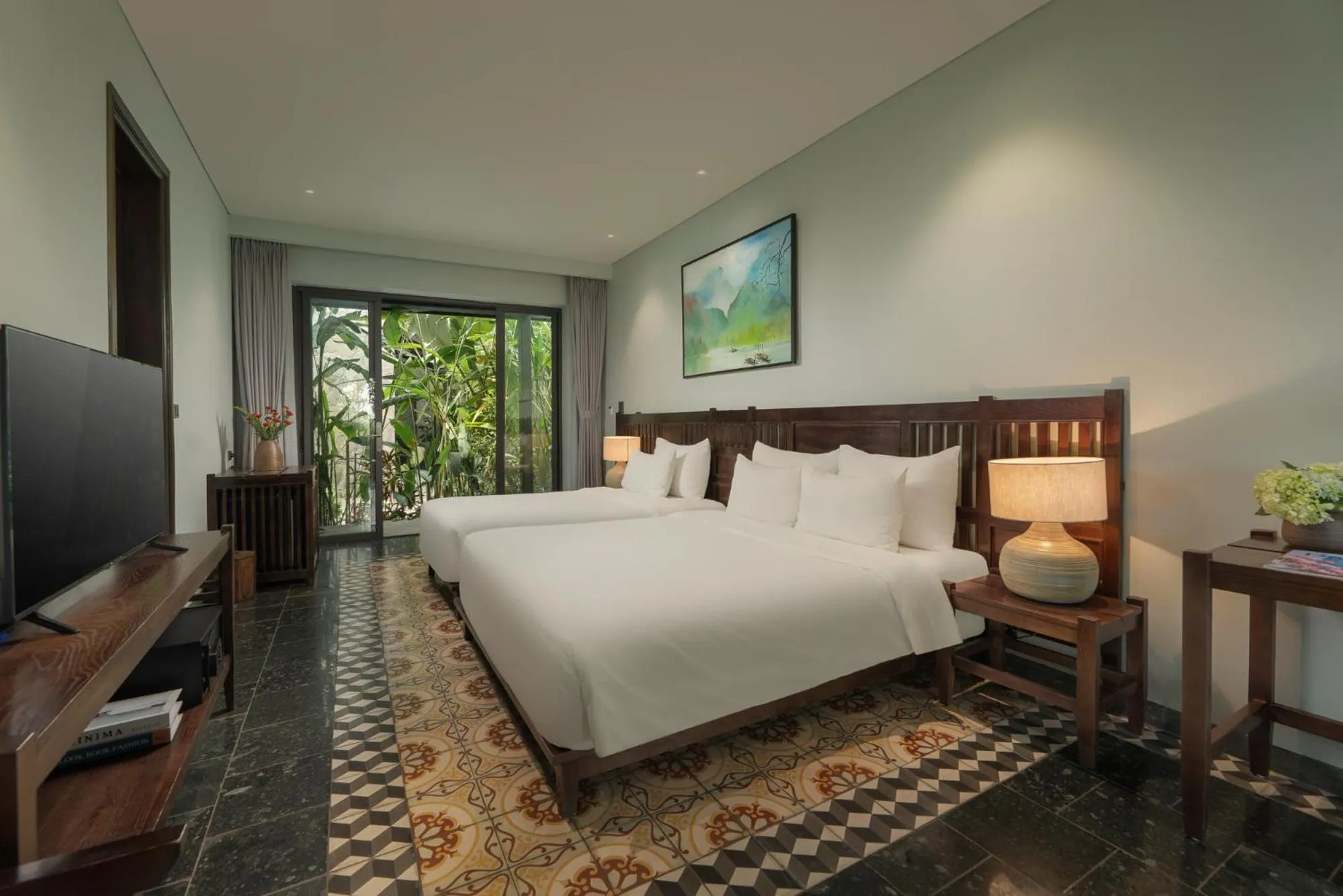 Communal lounge/ TV room, Bed in Coco Island Resort Ninh Binh