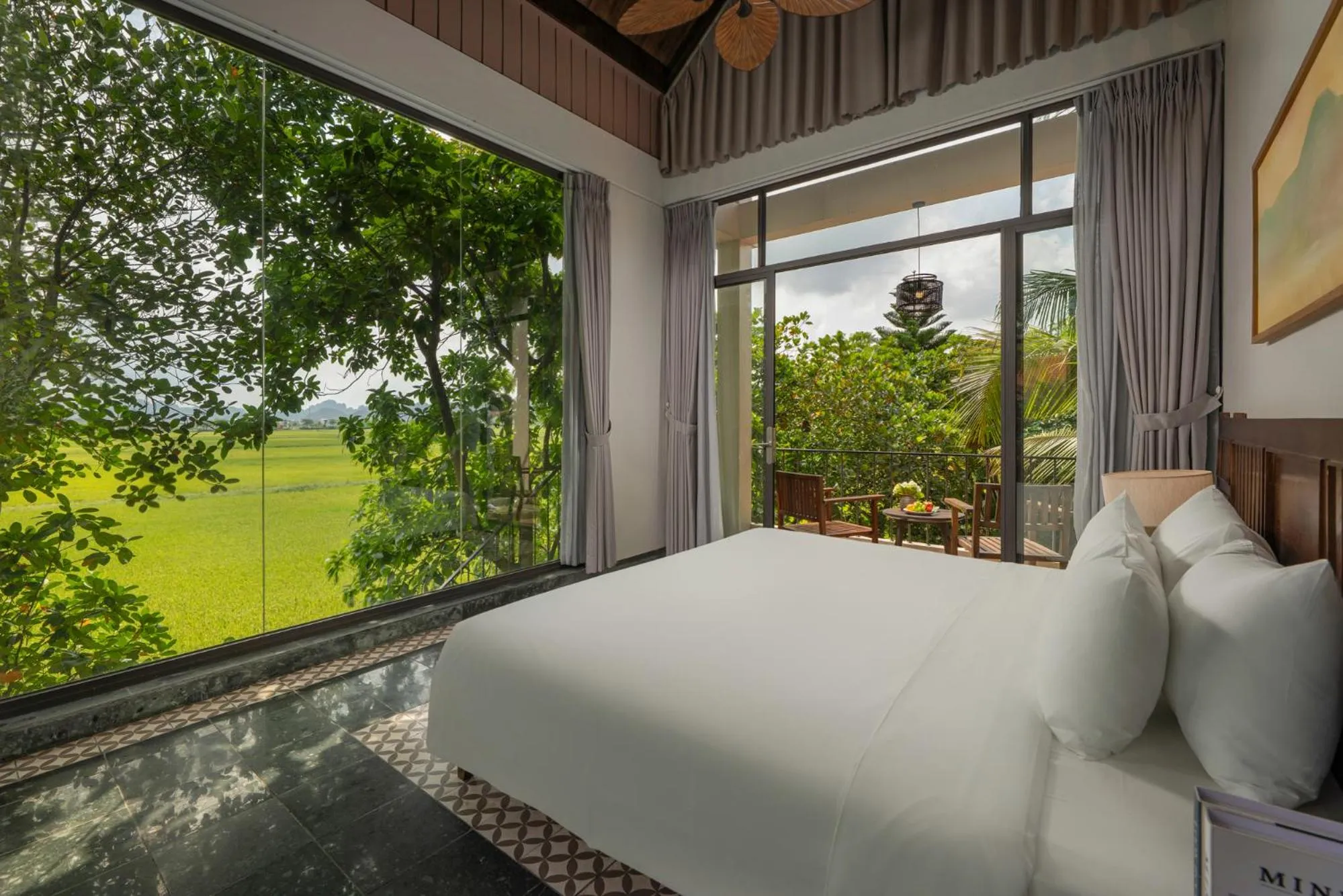 Bed in Coco Island Resort Ninh Binh