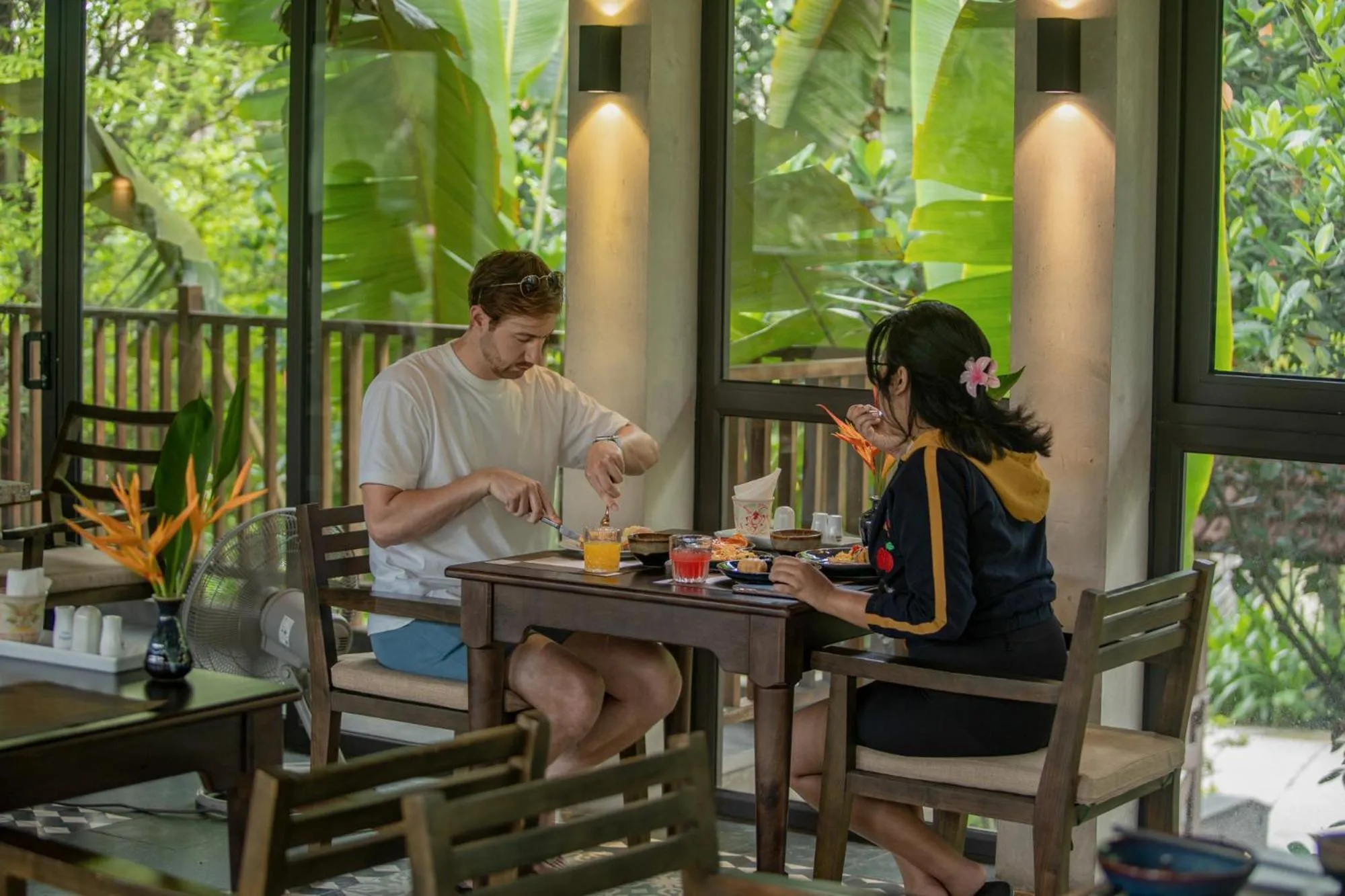 Restaurant/places to eat in Coco Island Resort Ninh Binh