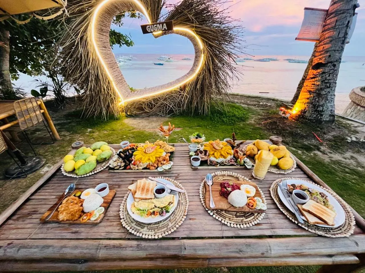 On Board Panglao Beach Hostel & Resort with FREE MOTORBIKE