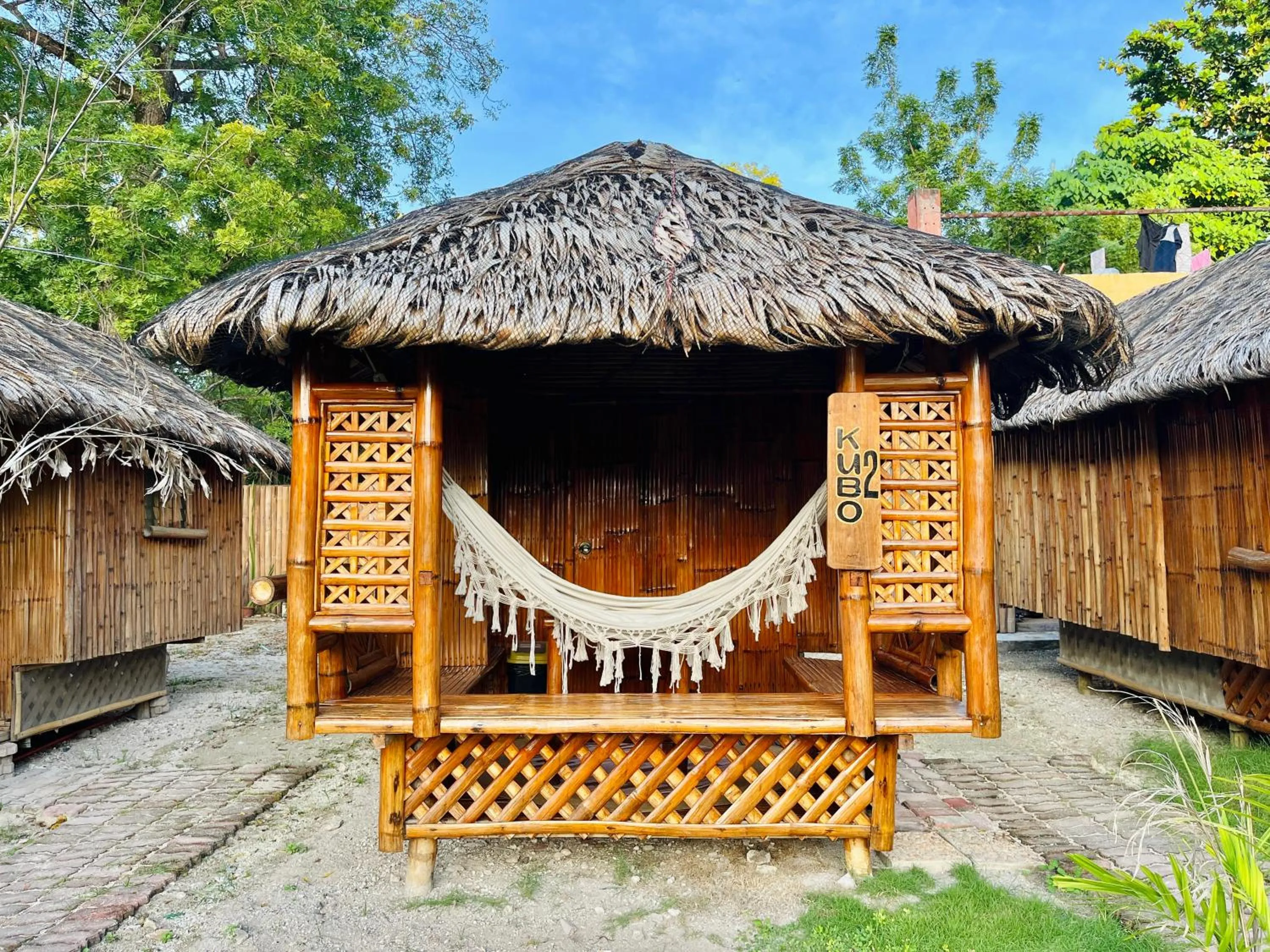 On Board Panglao Beach Hostel & Resort with FREE MOTORBIKE