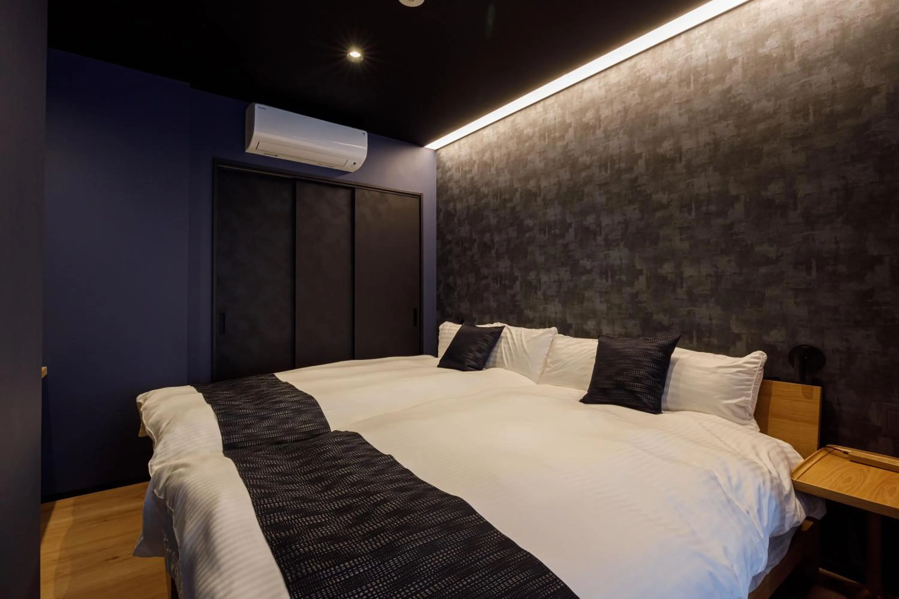 Bedroom, Bed in Eau Sol Vert Karuizawa Club