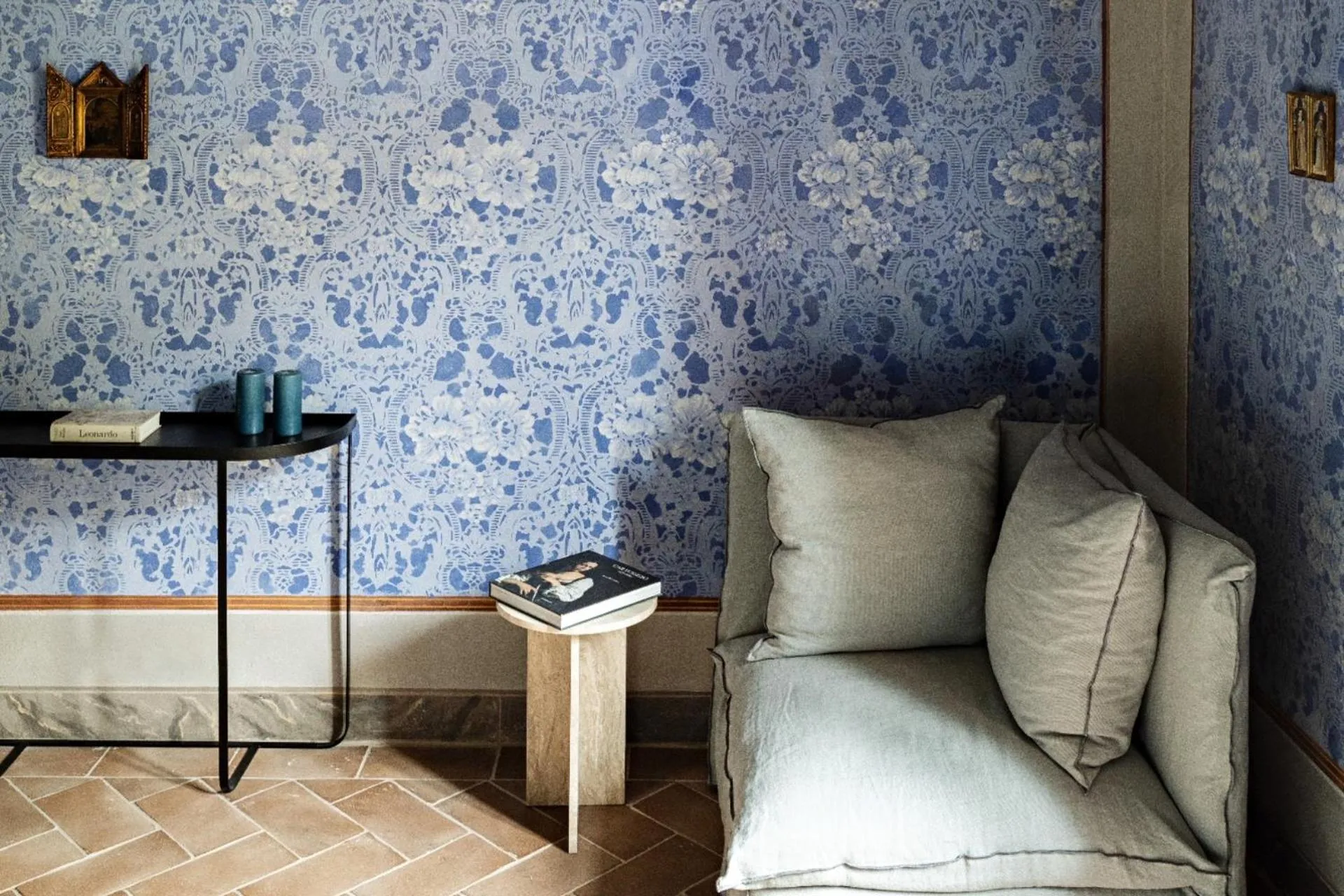 Seating area in Pieve Aldina Relais & Châteaux