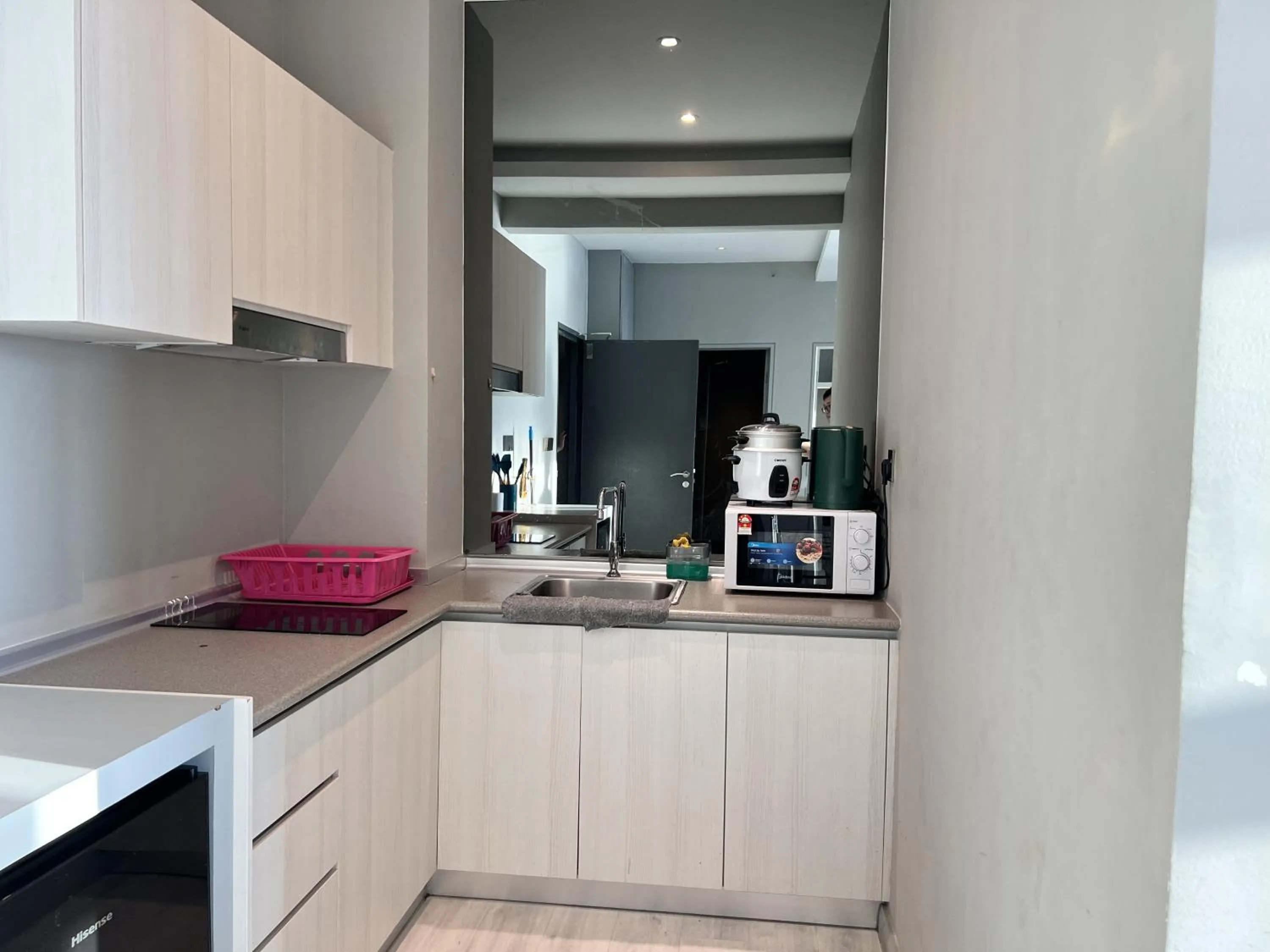 microwave in Margo Home - Jesselton Quay