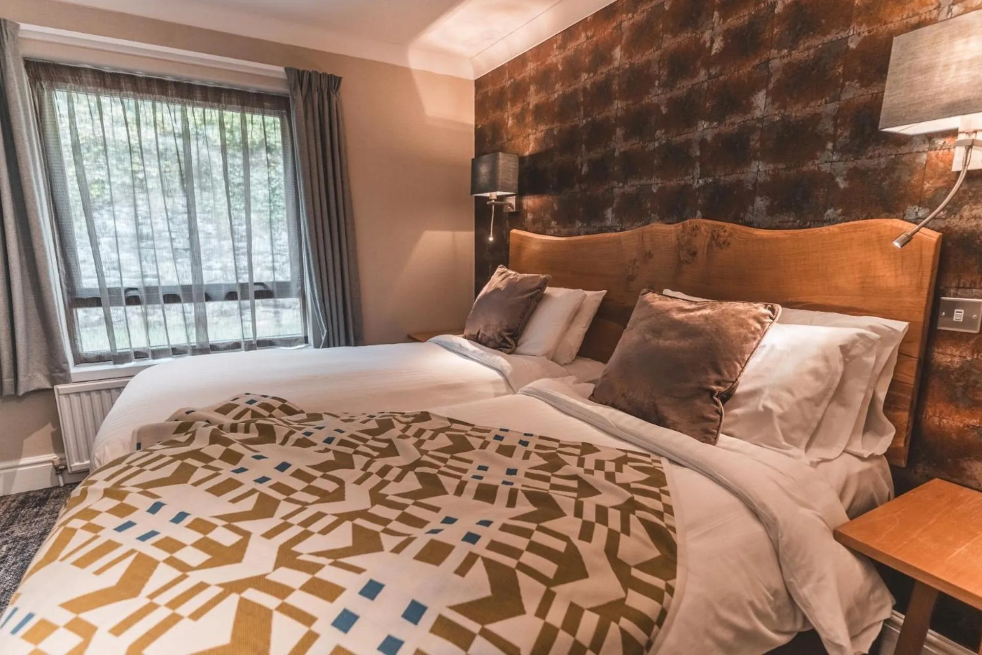 Bed in The Waterloo Hotel