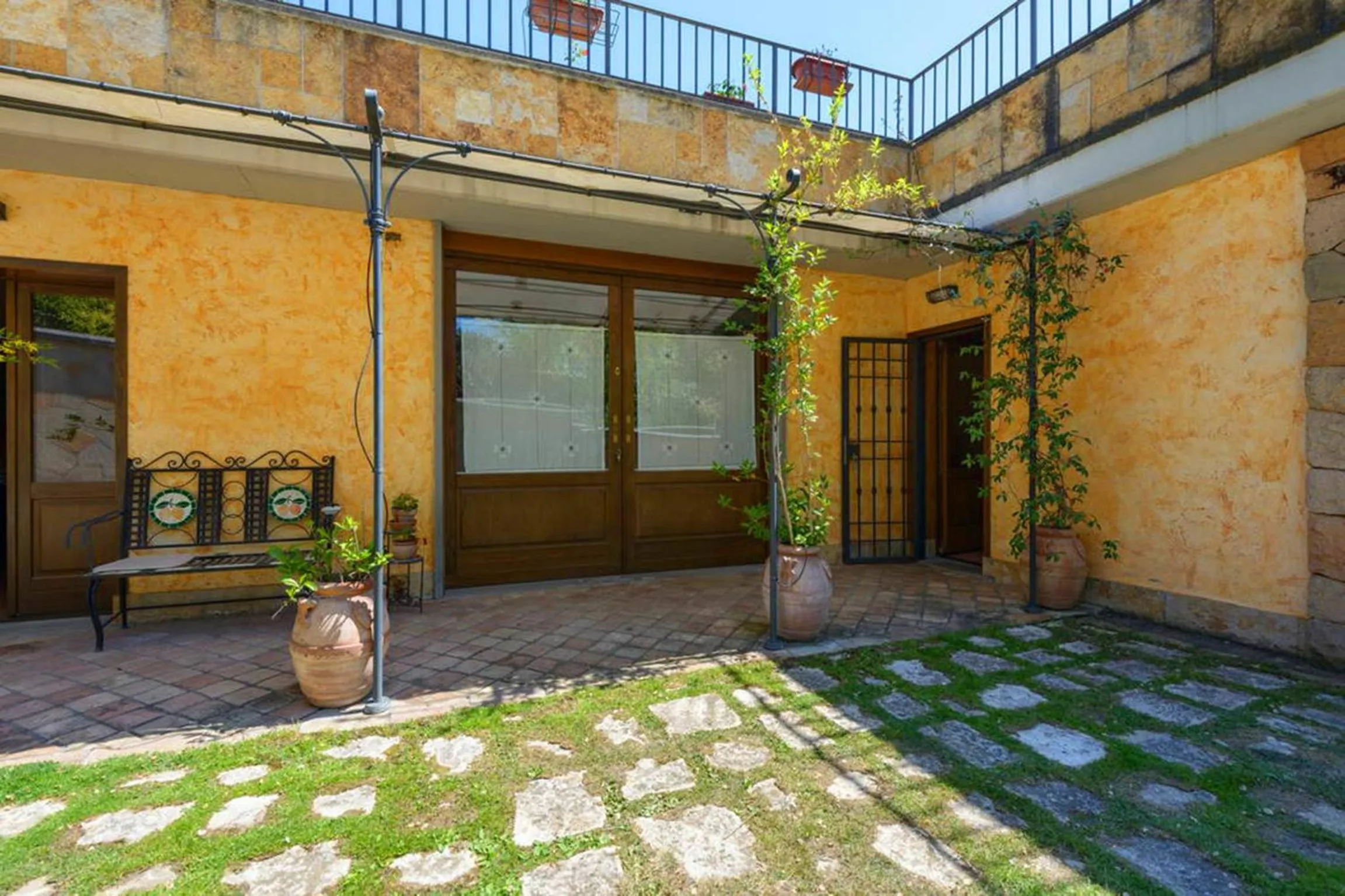 Patio in La Valle dei Casali B&B Green Boutique