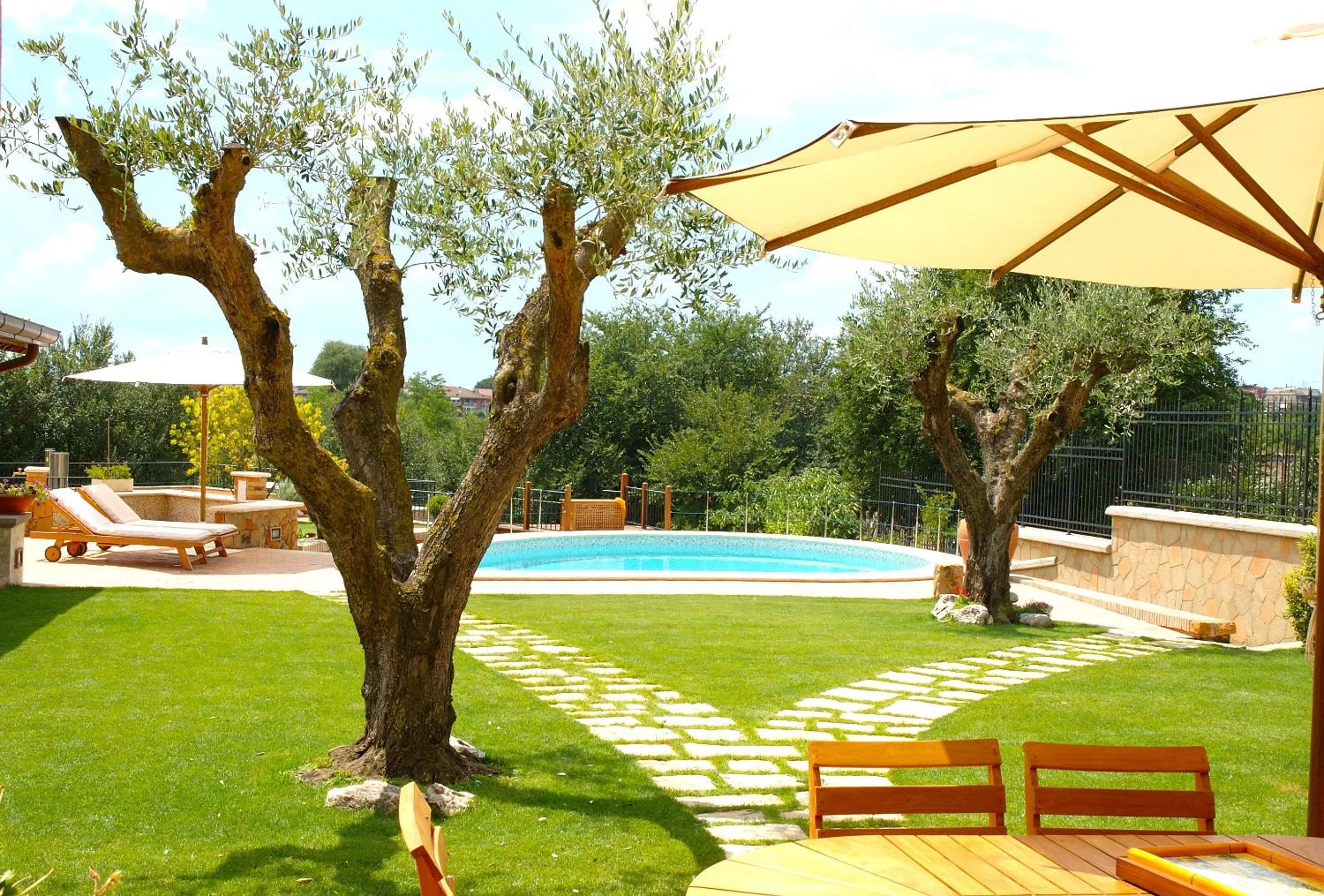 Day in La Valle dei Casali B&B Green Boutique