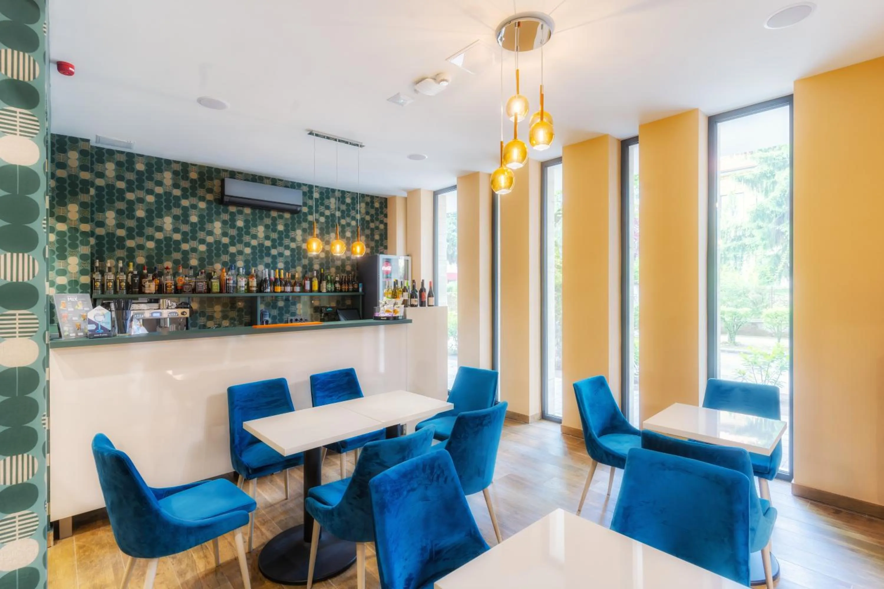 Lounge or bar in Ikonik Spa Hotel