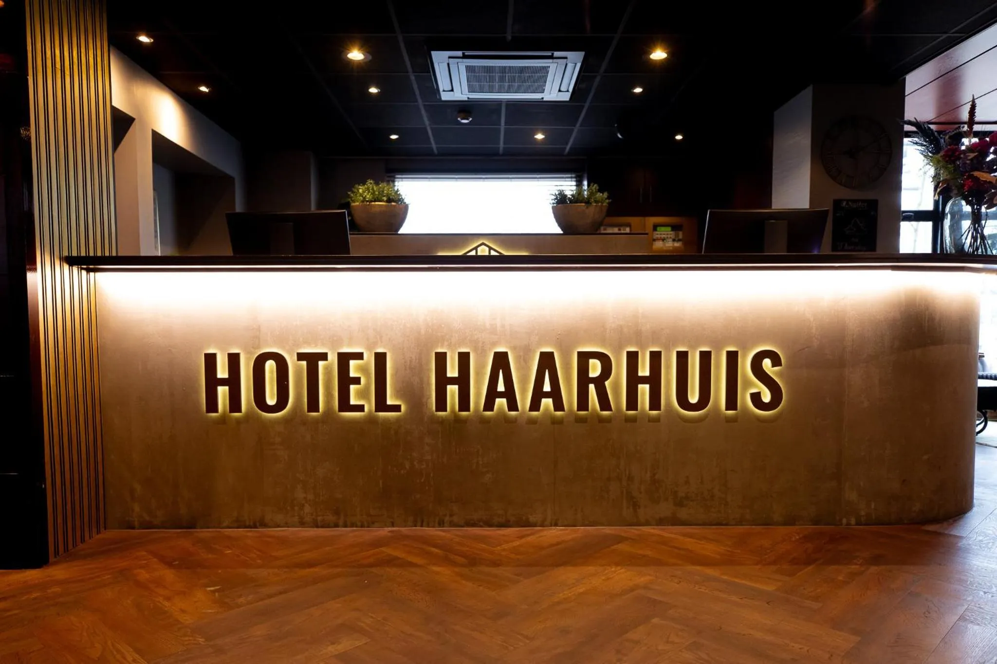 Lobby or reception in City Hotel Haarhuis, World Hotels Crafted Collection