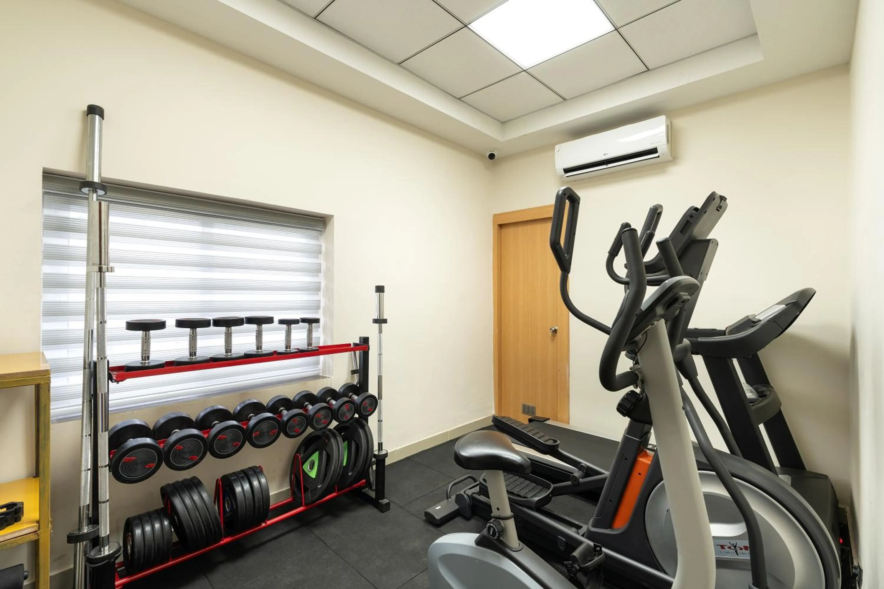 Fitness centre/facilities in Cozzet Victoria Hotel