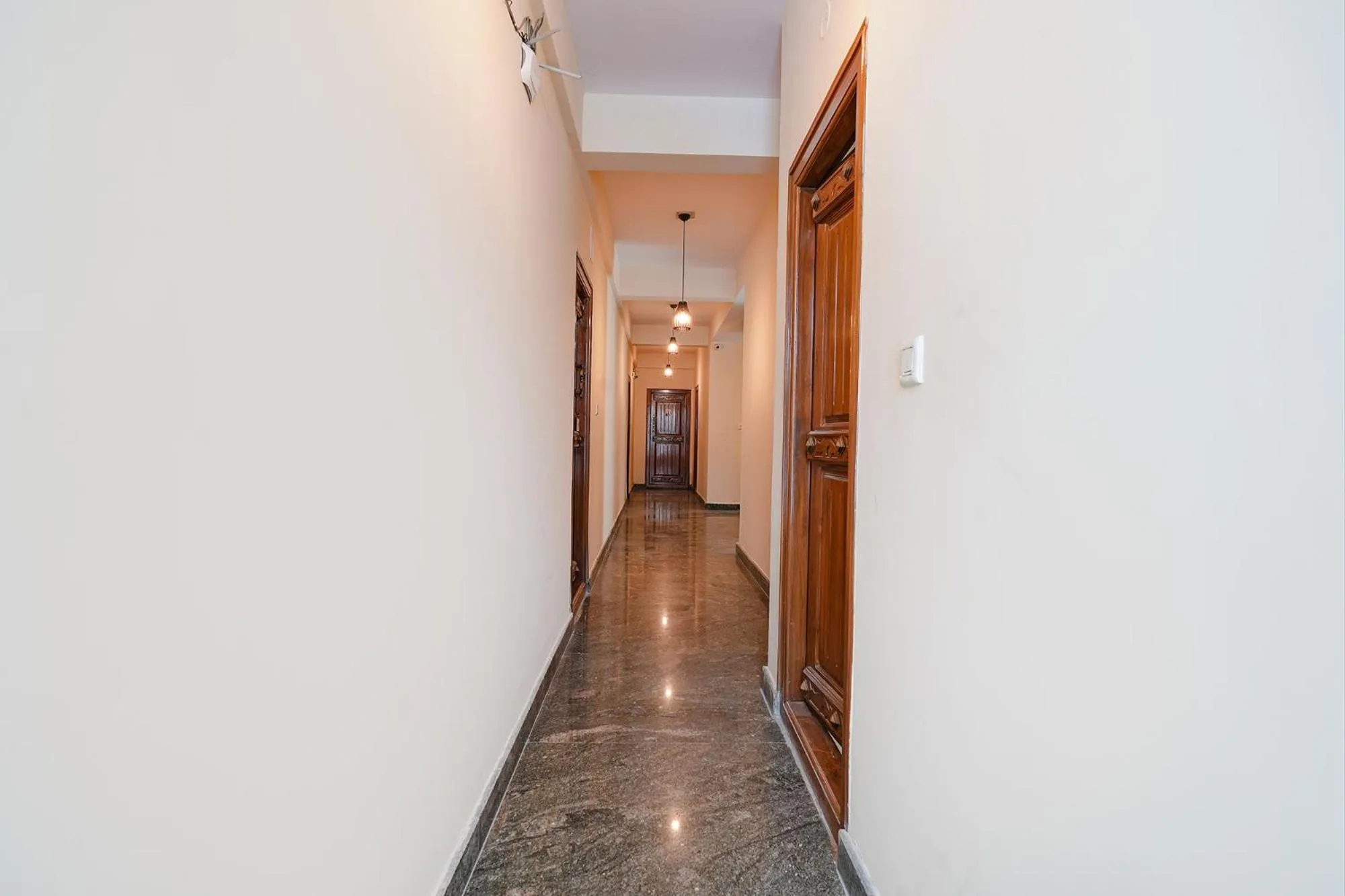 Lobby or reception in FabHotel Crystal Suites - Near Marathahalli Junction