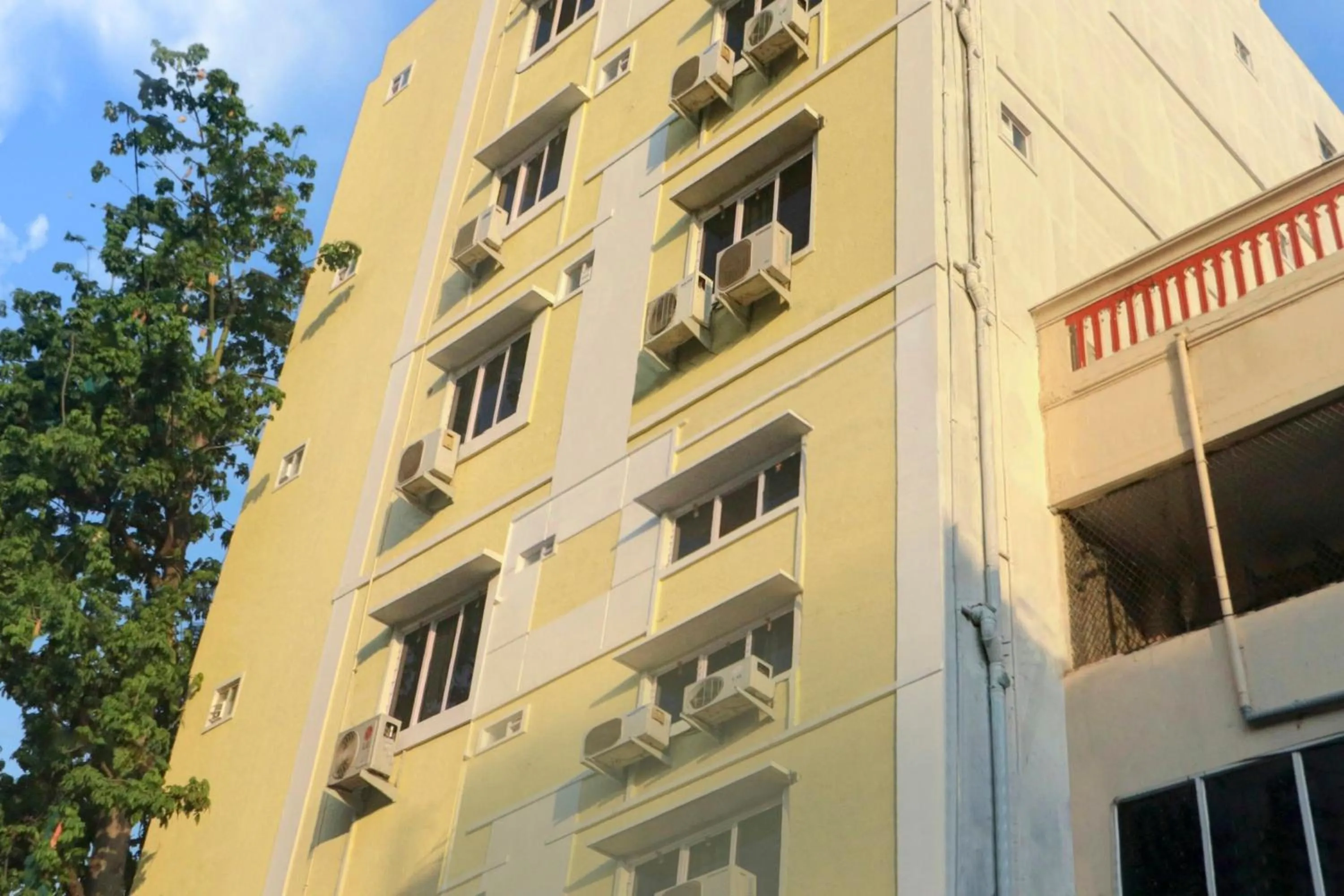 Facade/entrance in Super Collection O Pnr International Mehdipatnam