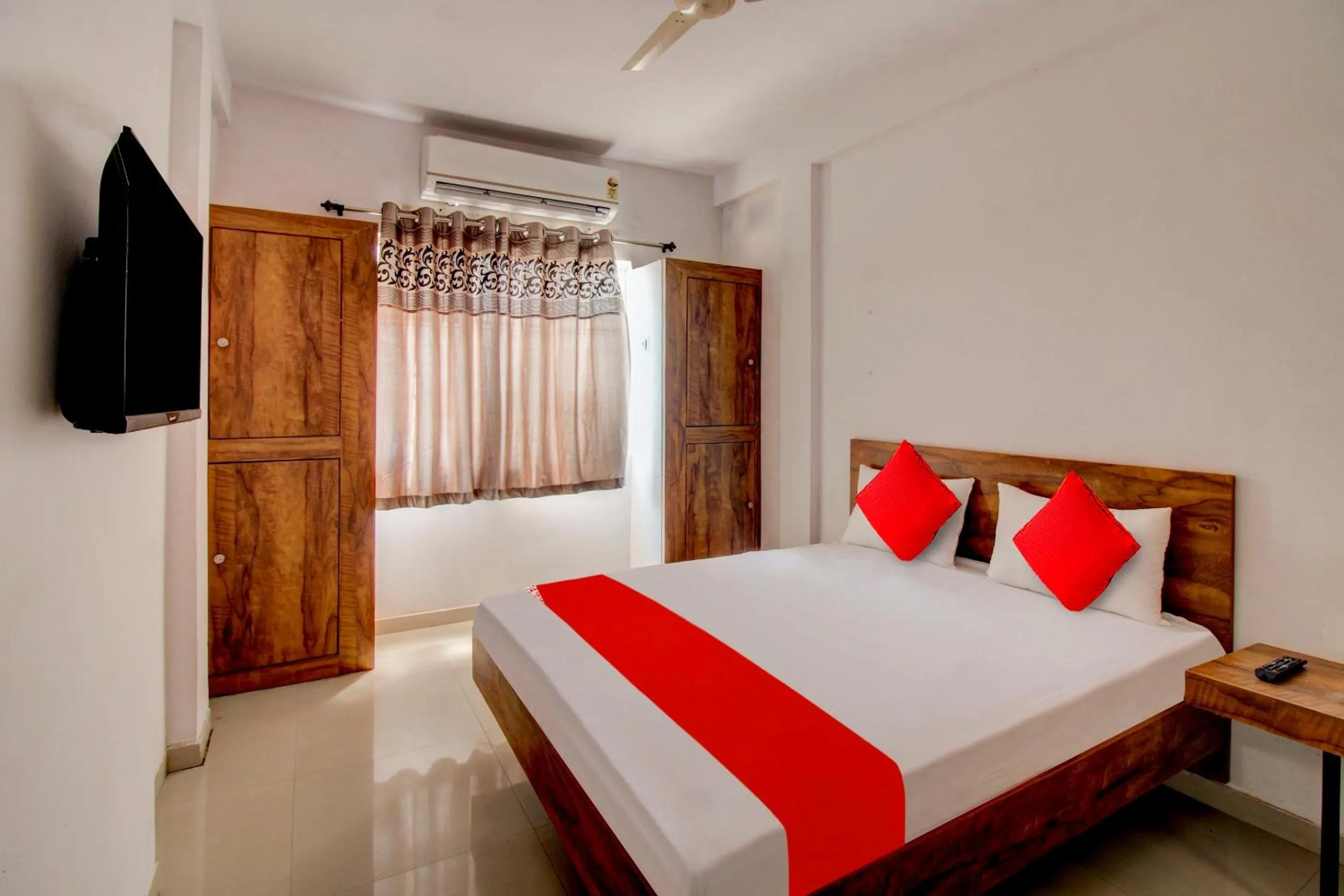 Hotel O The Golden Key