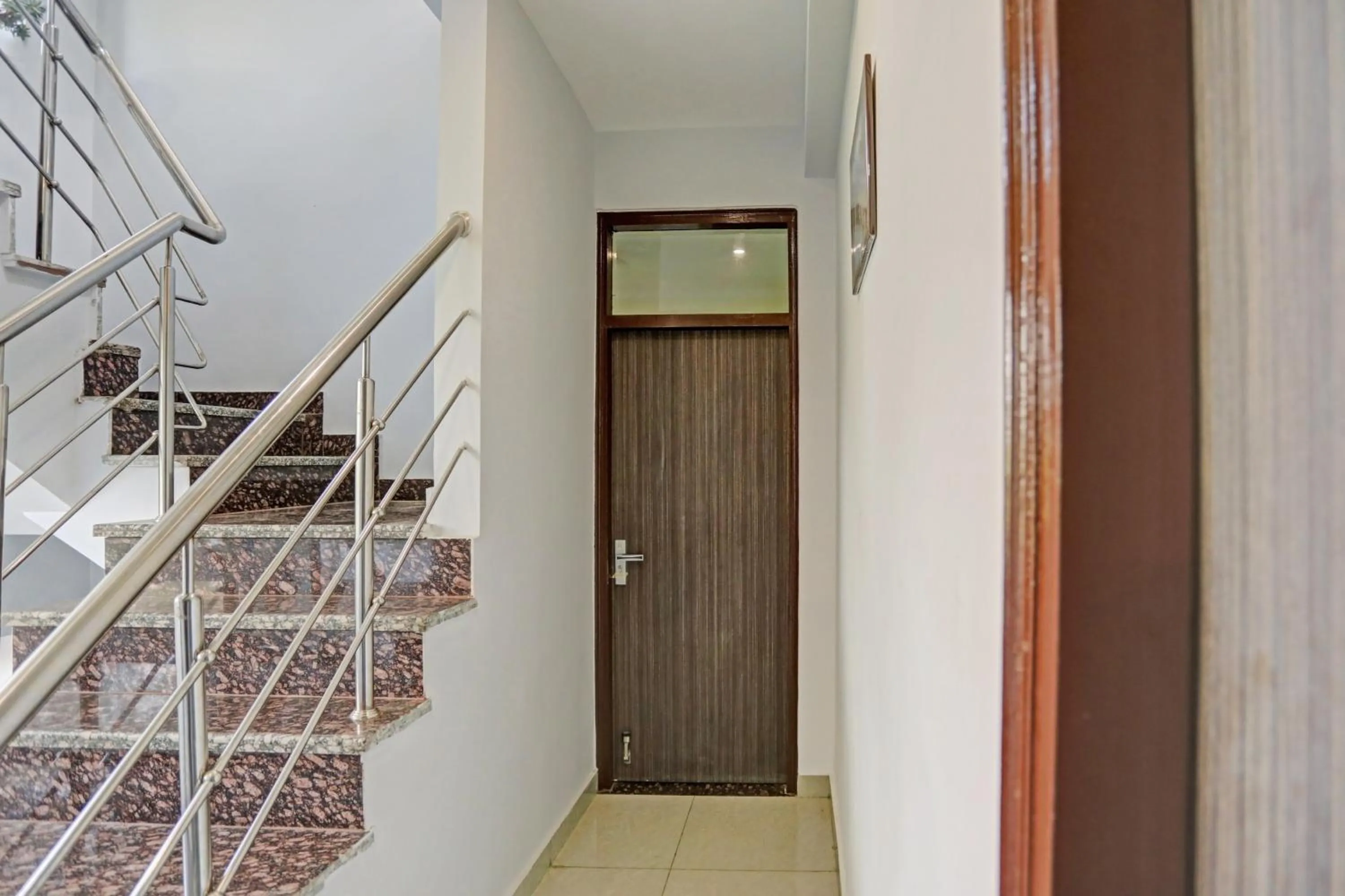 Lobby or reception in Hotel O by OYO Serene Escape