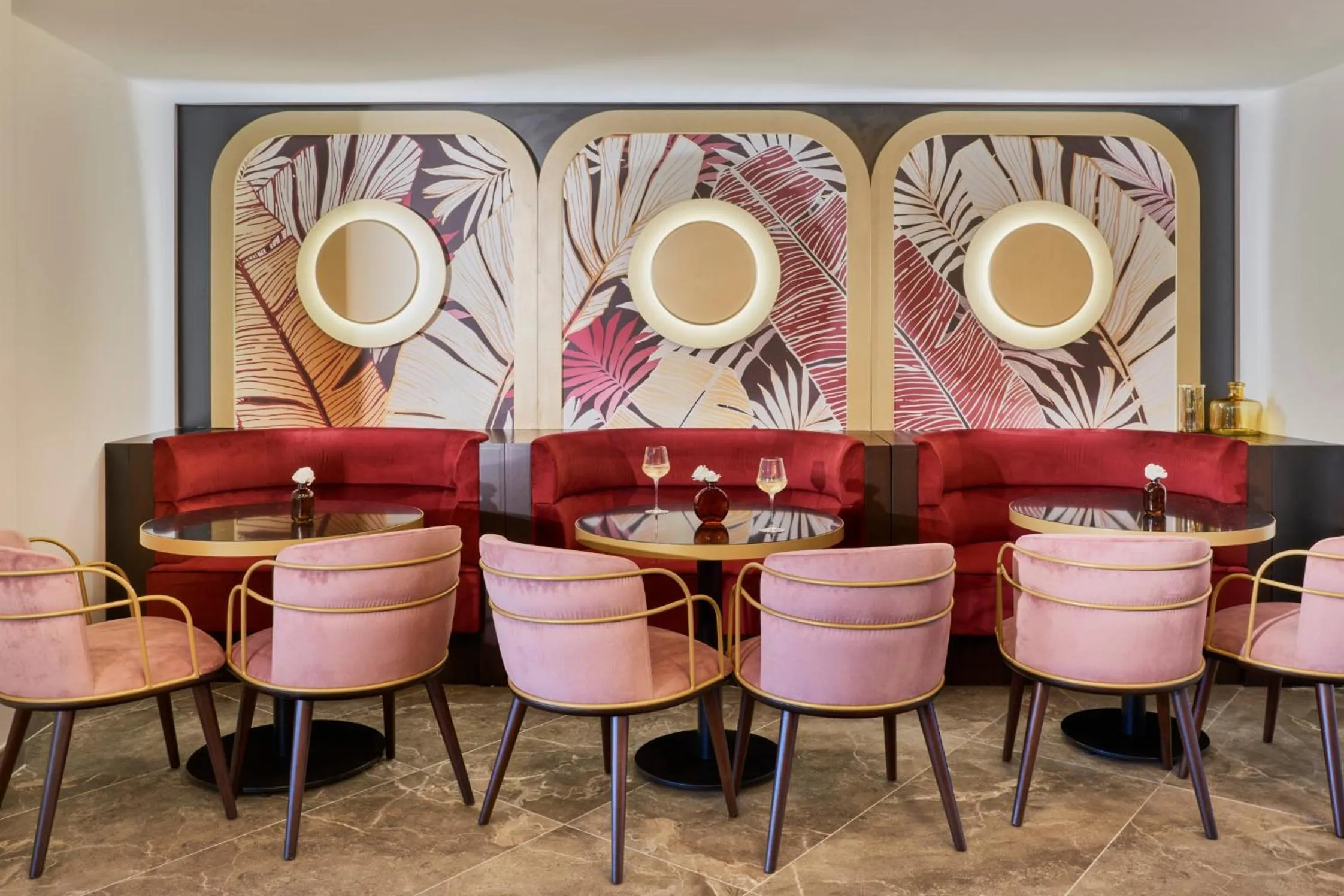 Lounge or bar in Barceló Fortina Malta