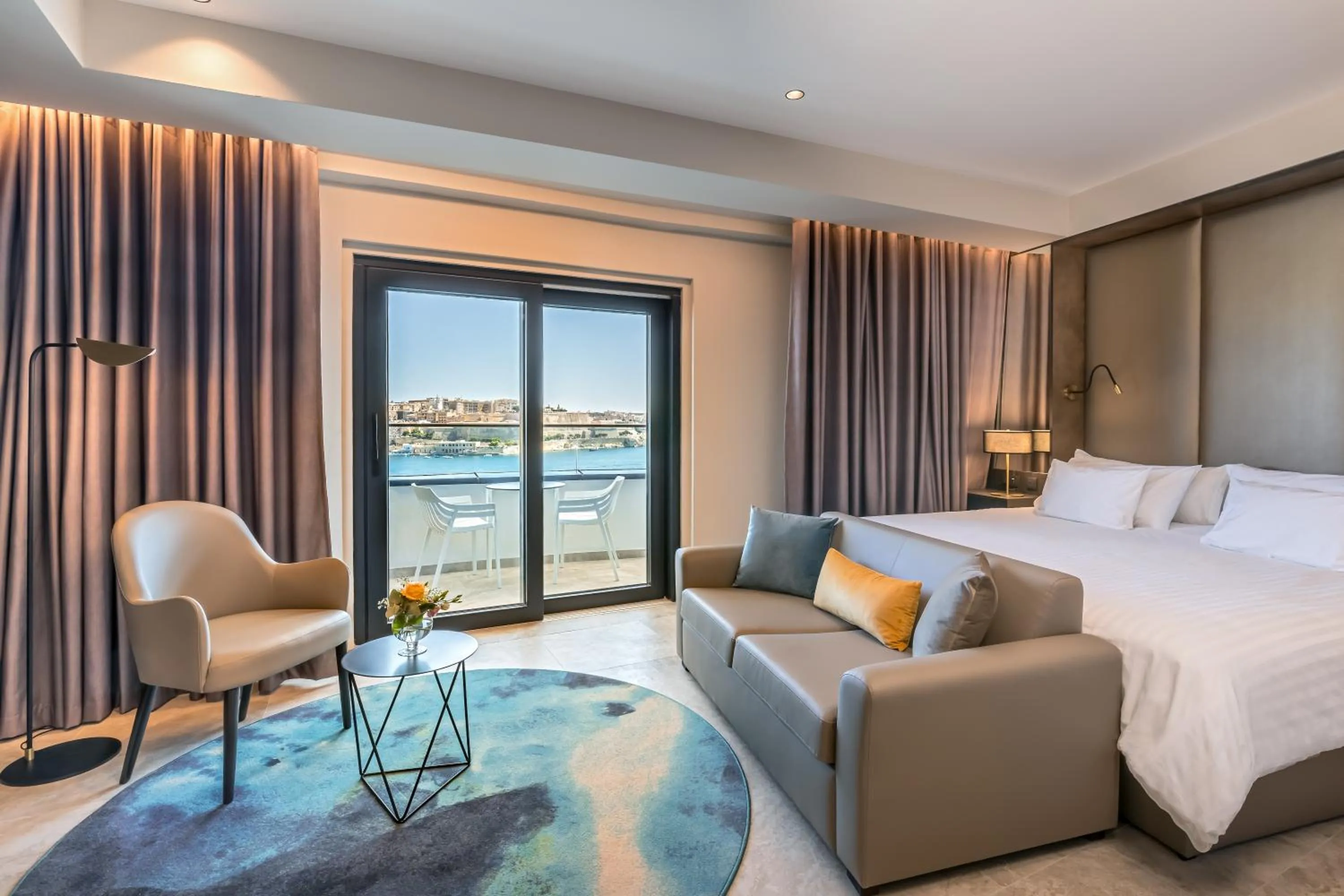 Photo of the whole room, Bed in Barceló Fortina Malta