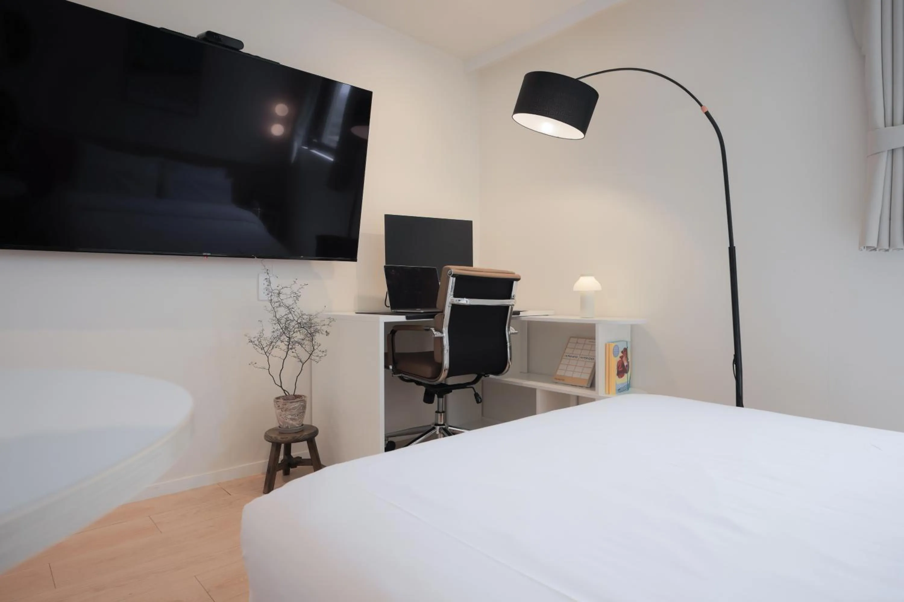 Photo of the whole room, Bed in Anook Hotel Cheongju Uam 2nd