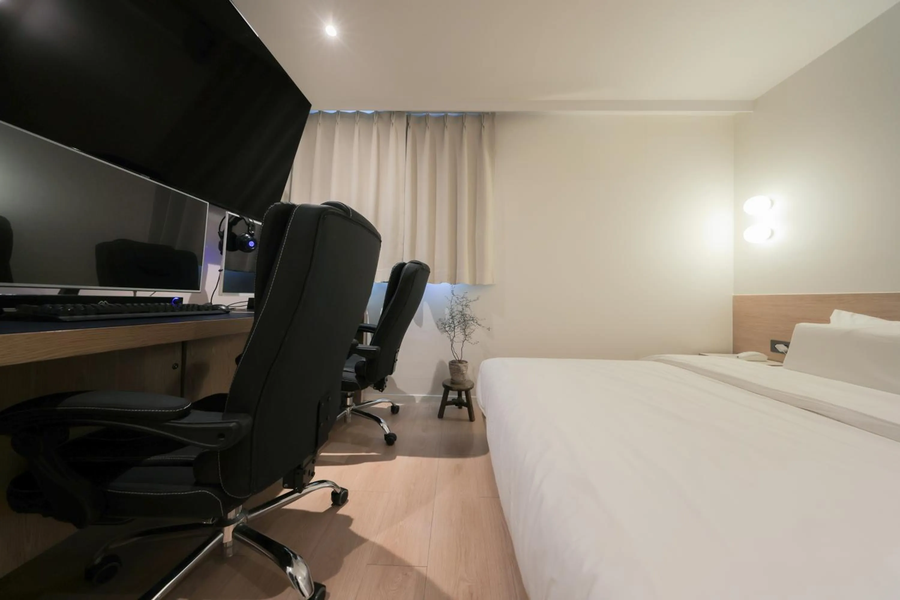 Photo of the whole room, Bed in Anook Hotel Cheongju Uam 2nd