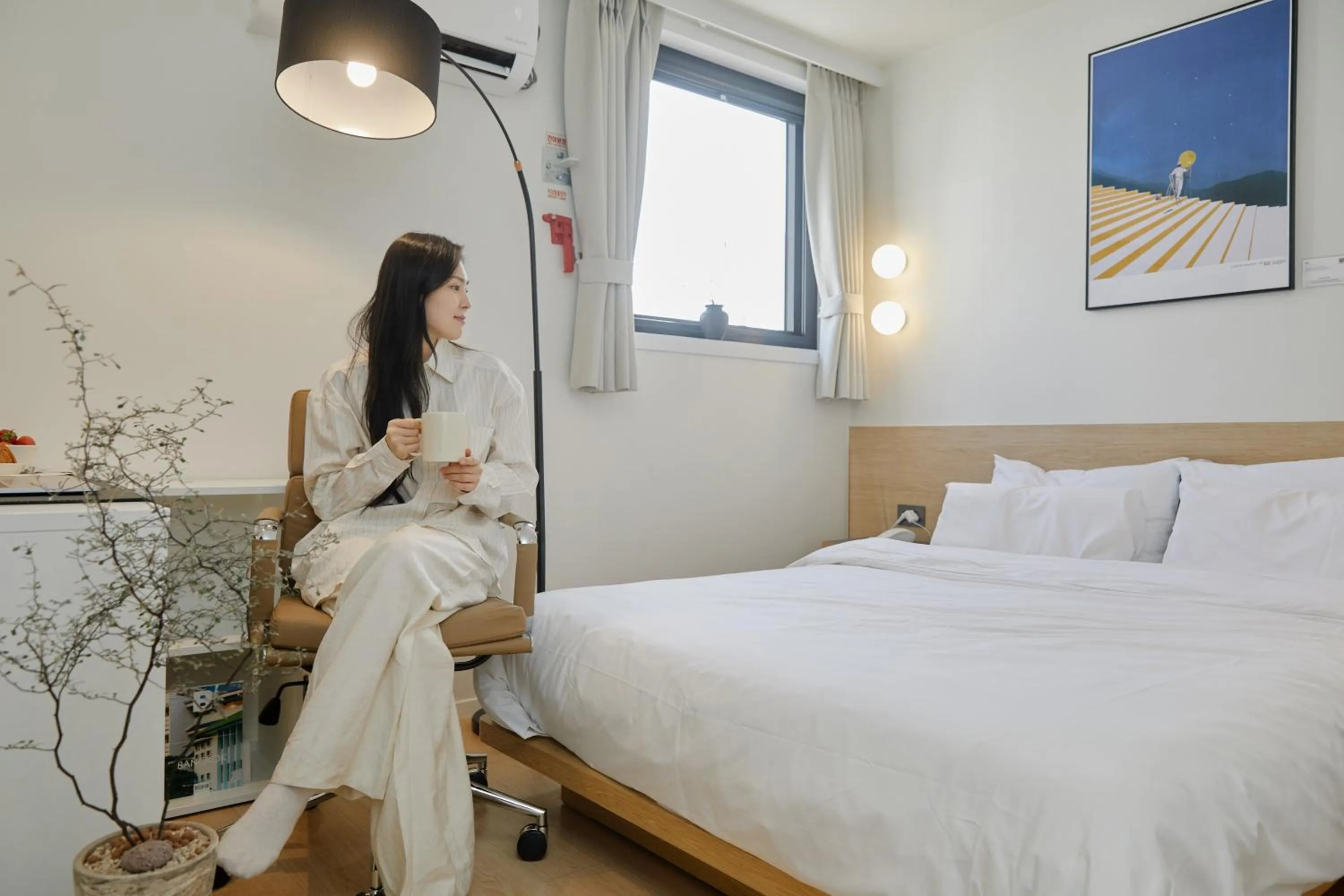 People, Bed in Anook Hotel Cheongju Uam 2nd