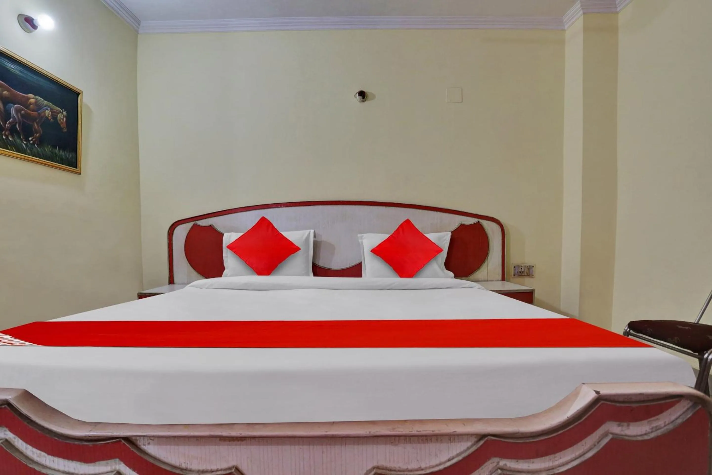 Lobby or reception, Bed in Hotel O Abhishek Residency