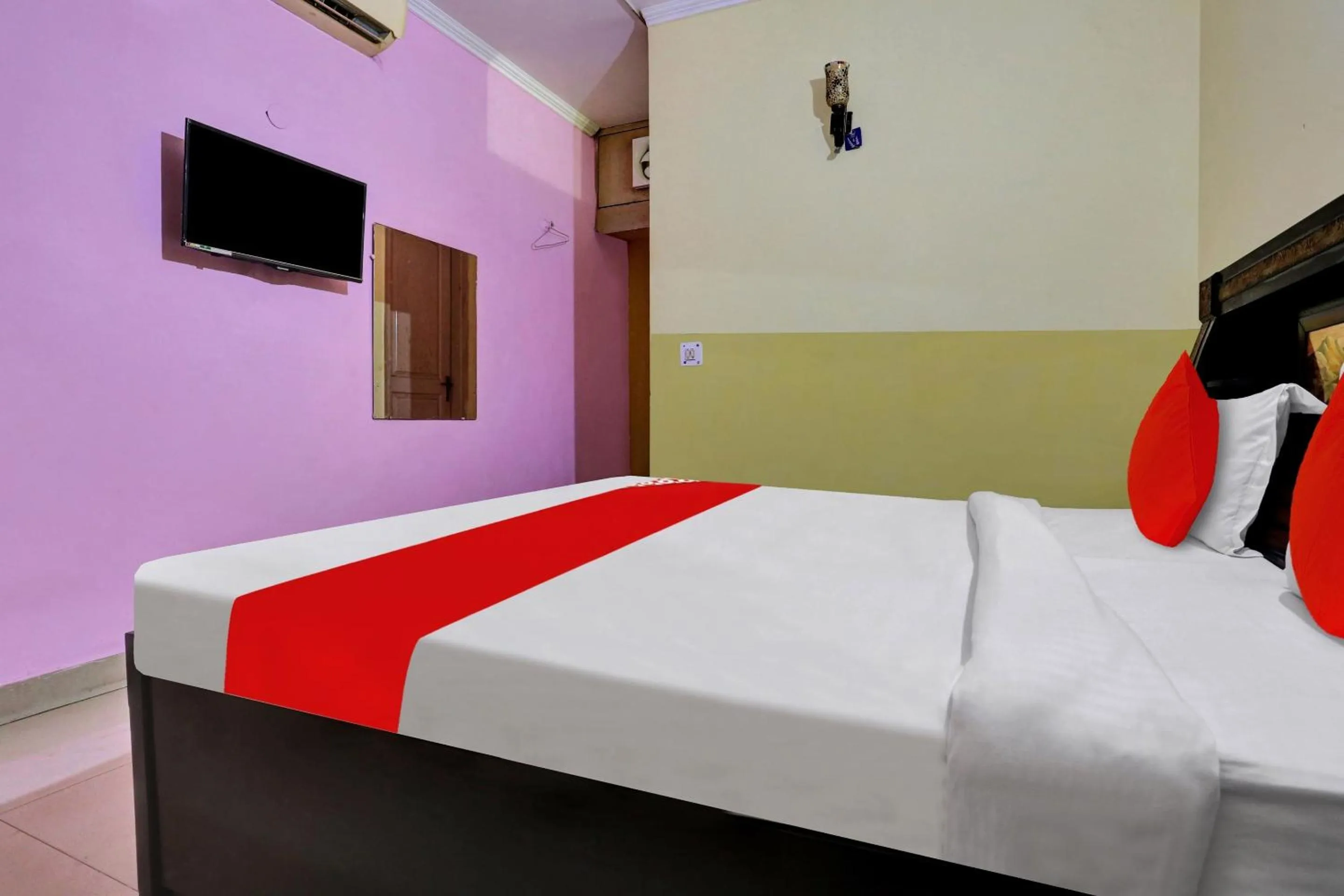 Bathroom in Hotel O Abhishek Residency