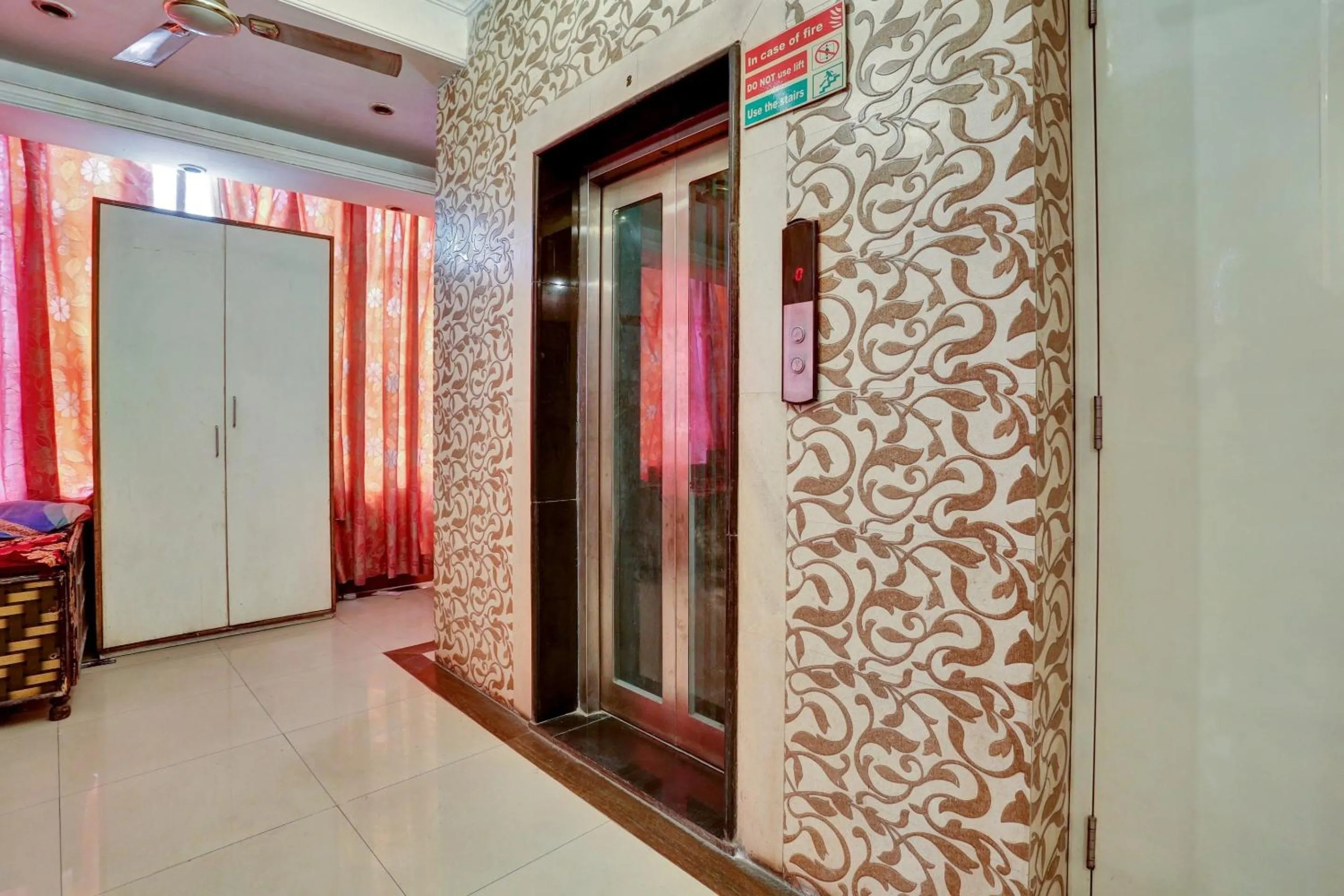 Bedroom in Hotel O Abhishek Residency