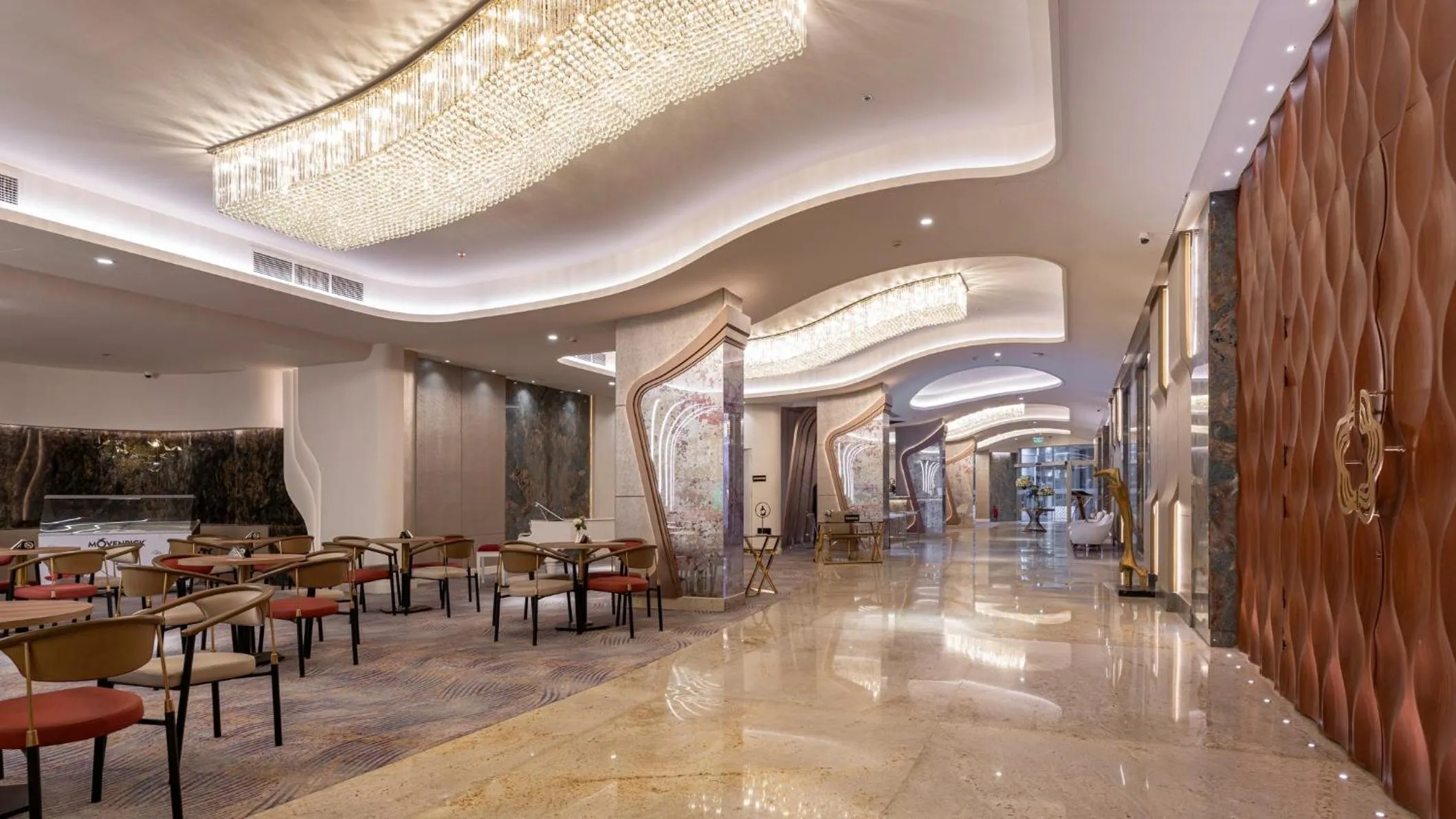 Lobby or reception in Crowne Plaza Alexandria Mirage by IHG