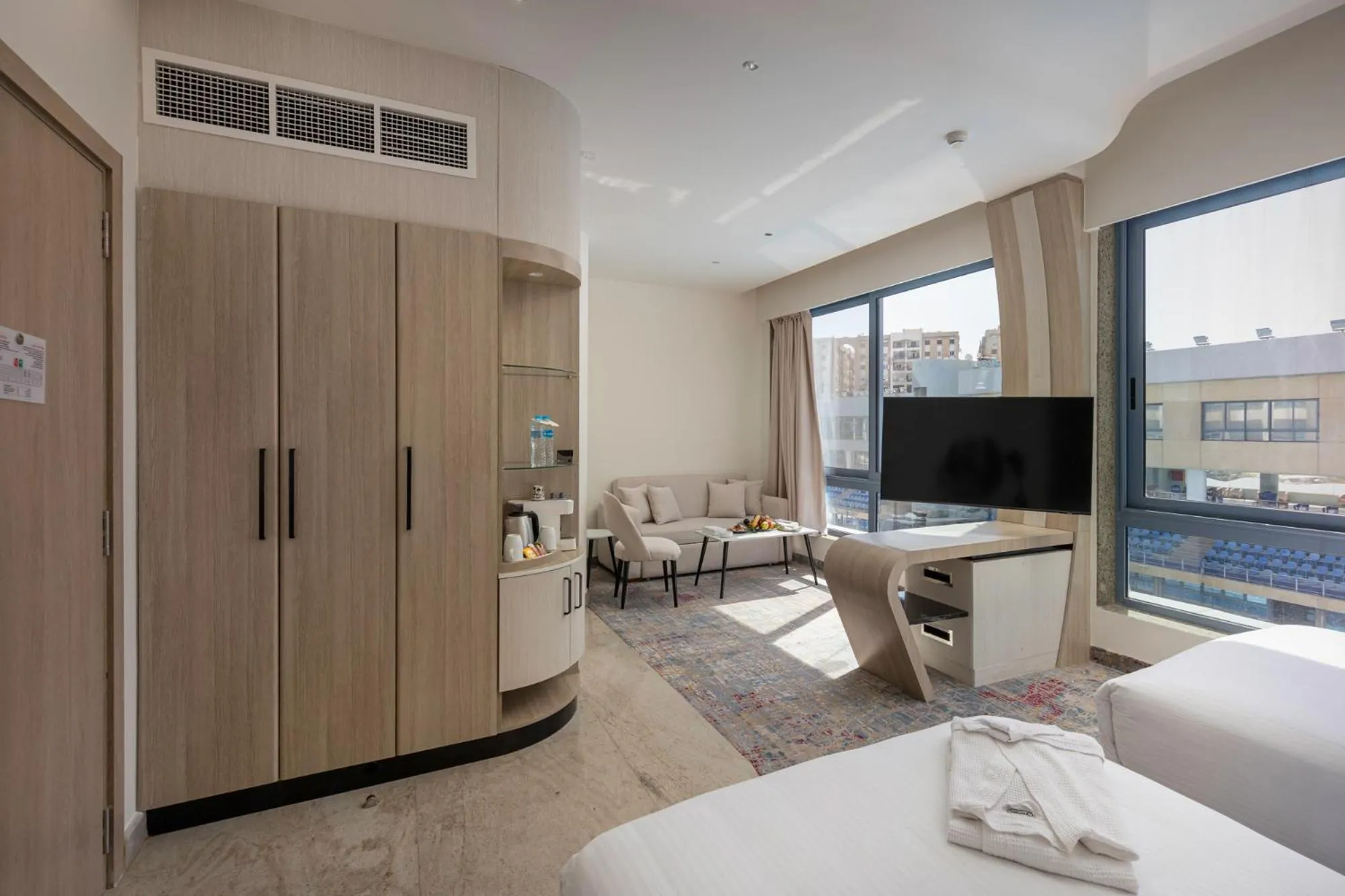 Bedroom, Bed in Crowne Plaza Alexandria Mirage by IHG