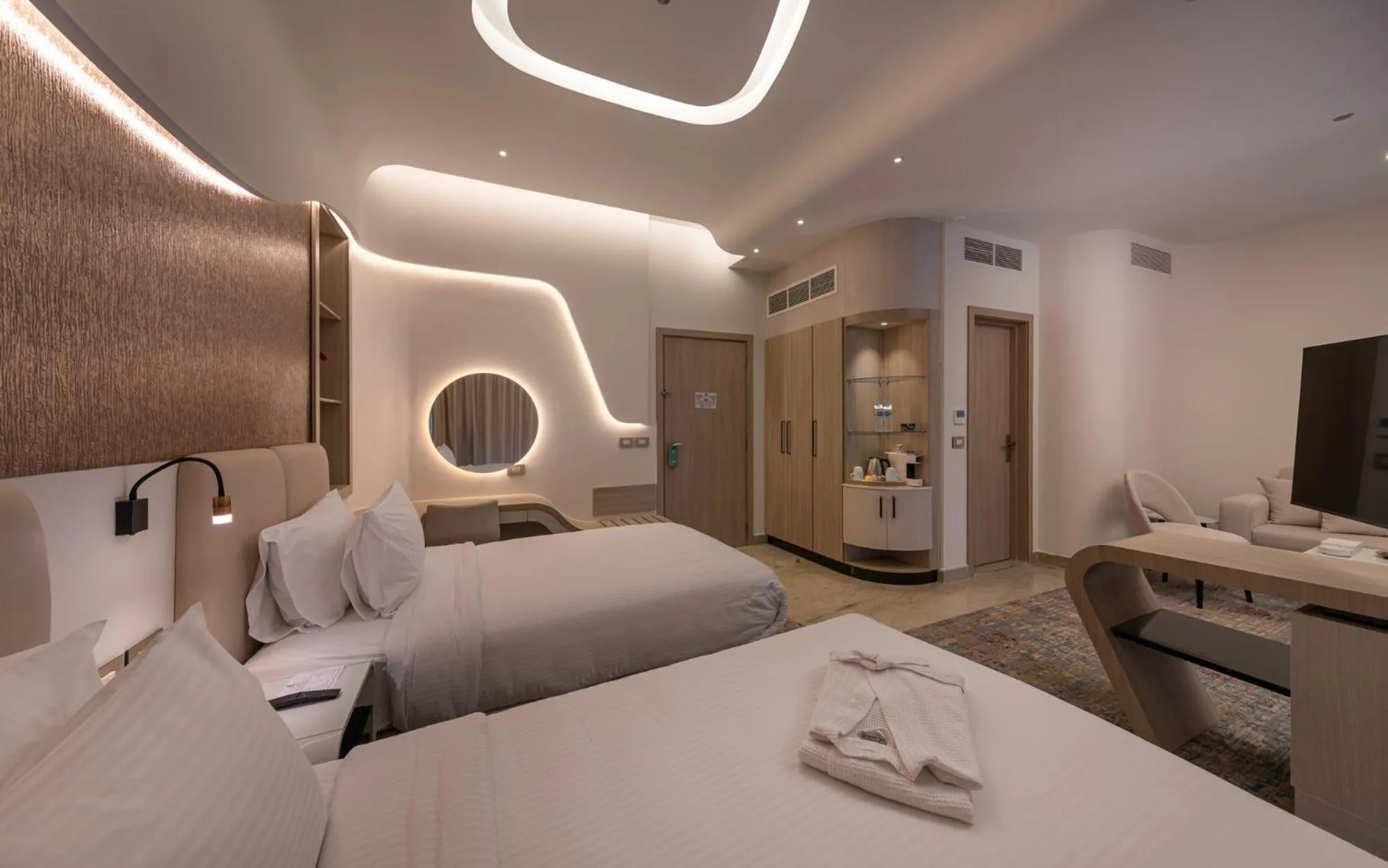 Bedroom, Bed in Crowne Plaza Alexandria Mirage by IHG