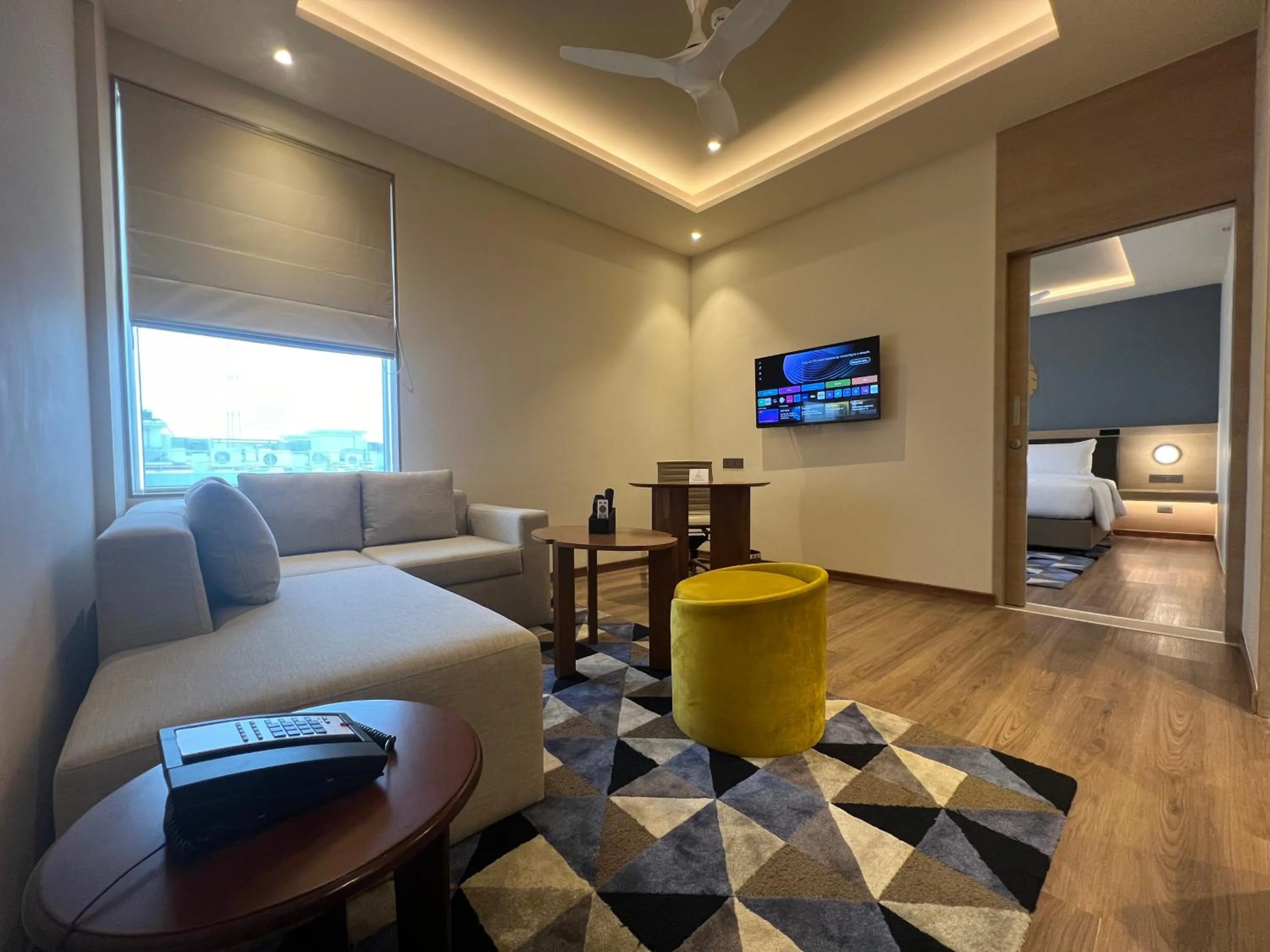 Living room in O by Tamara Coimbatore