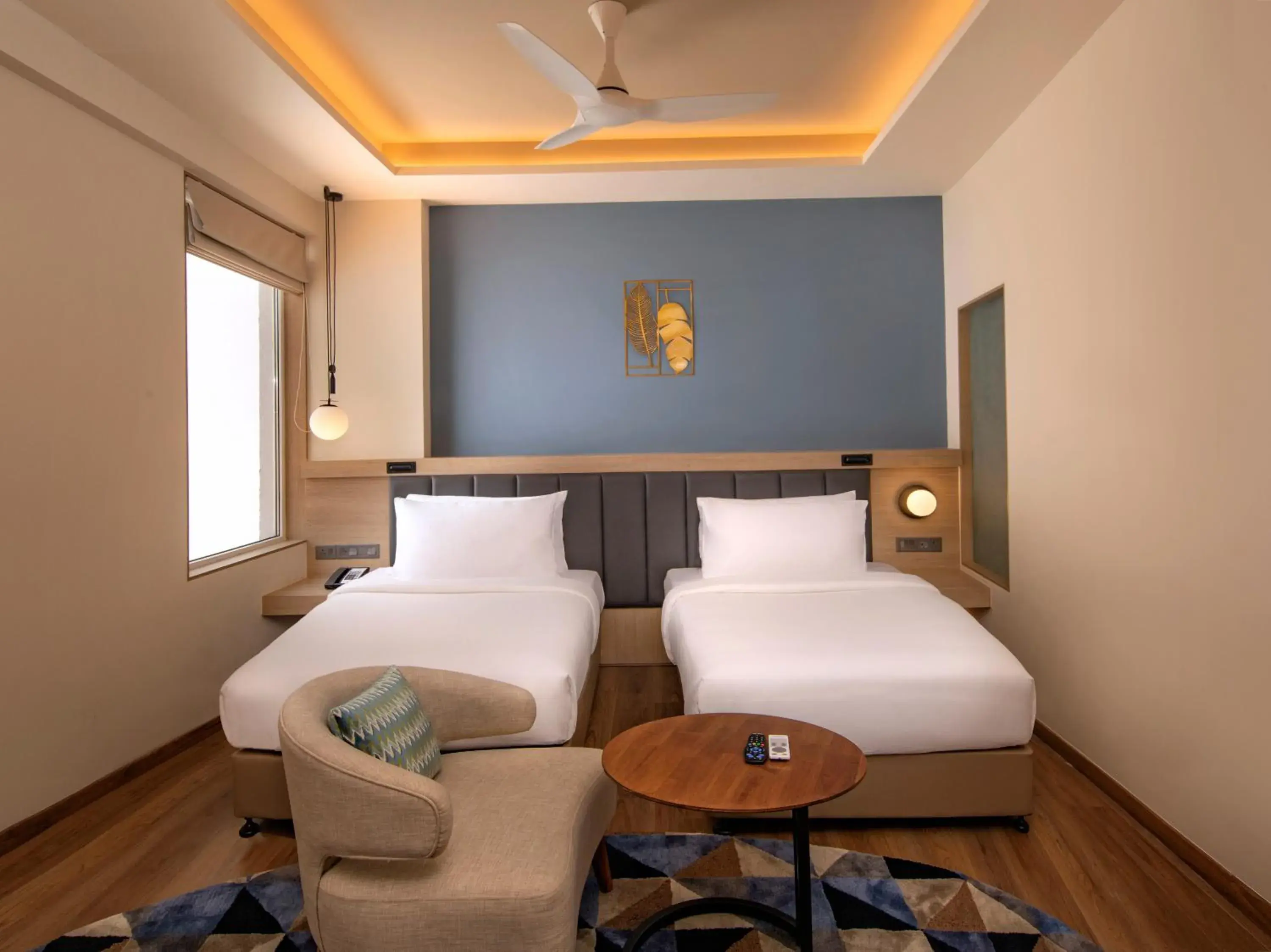 Deluxe Twin in O by Tamara Coimbatore Deluxe Twin in O by Tamara Coimbatore